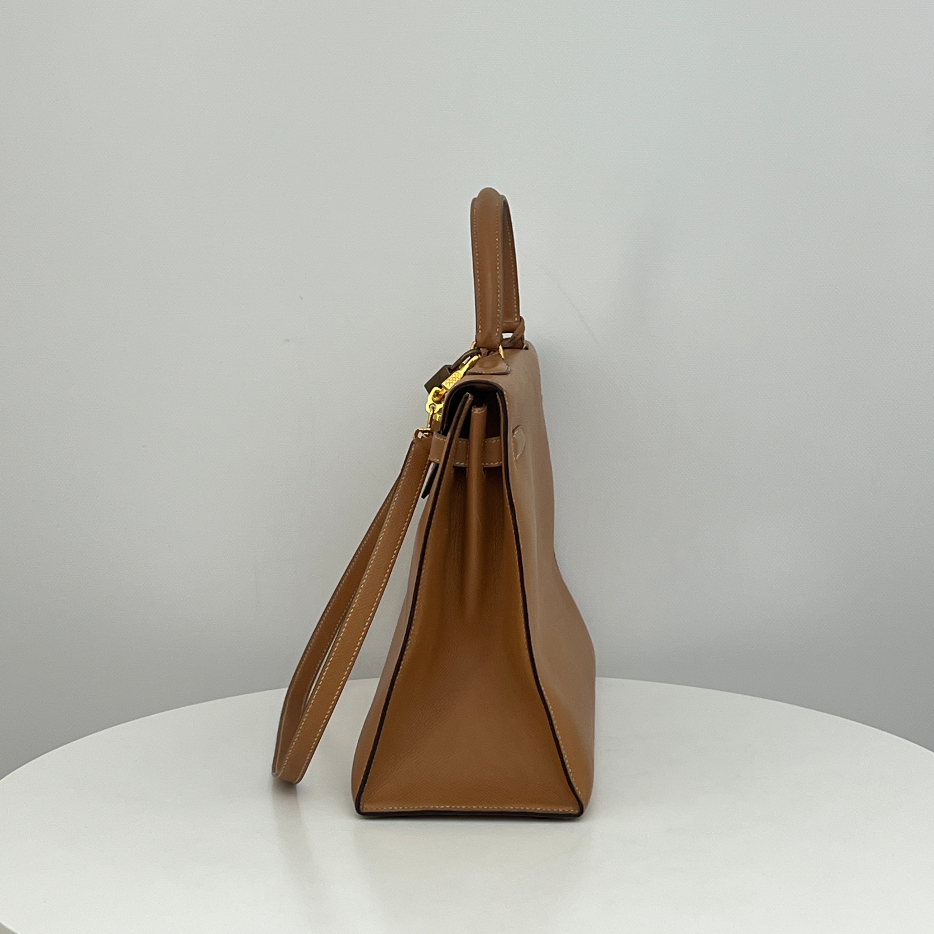 HERMÈS Kelly 35 Courchevel Leather Sellier Shoulder Bag