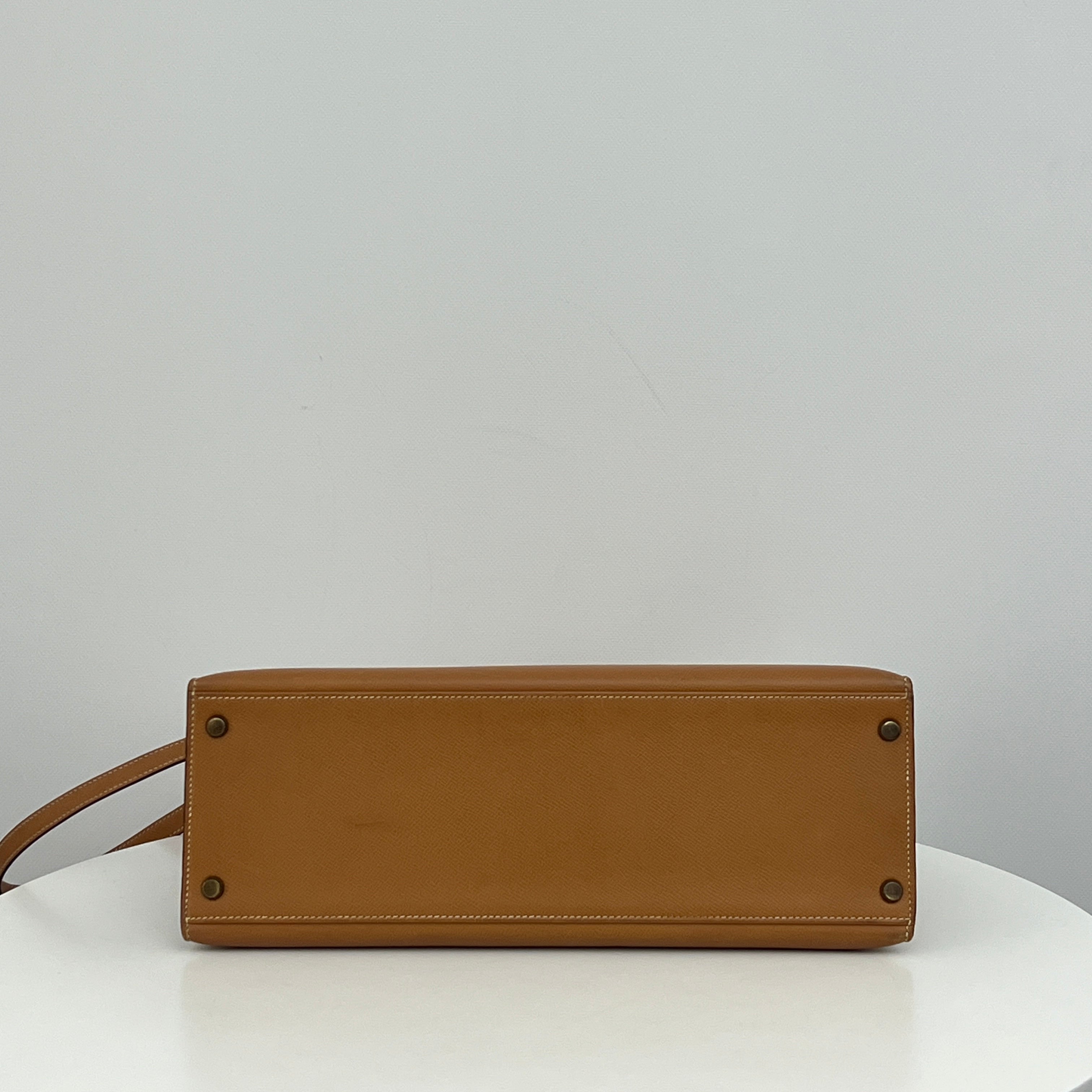 HERMÈS Kelly 35 Courchevel Leather Sellier Shoulder Bag