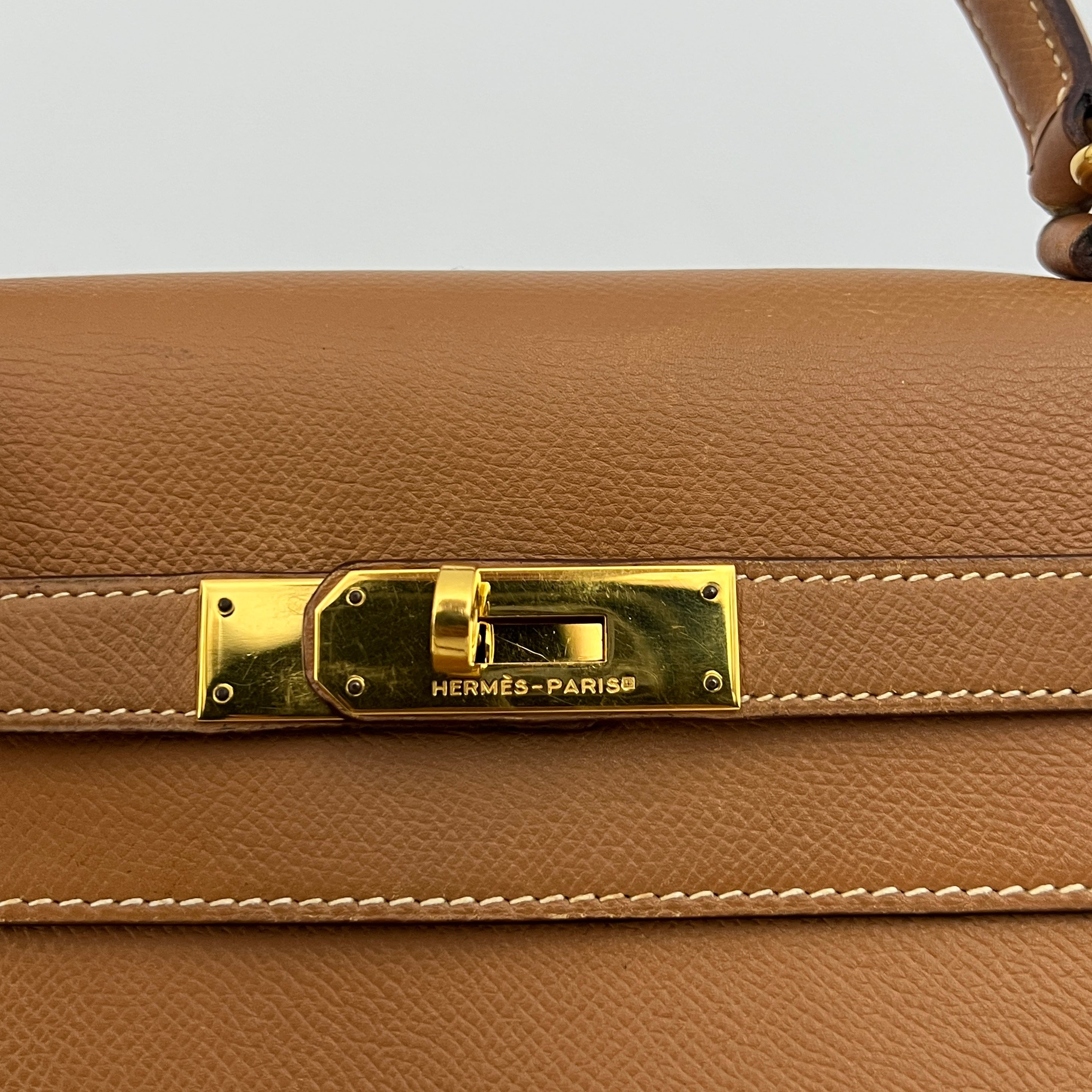 HERMÈS Kelly 35 Courchevel Leather Sellier Shoulder Bag