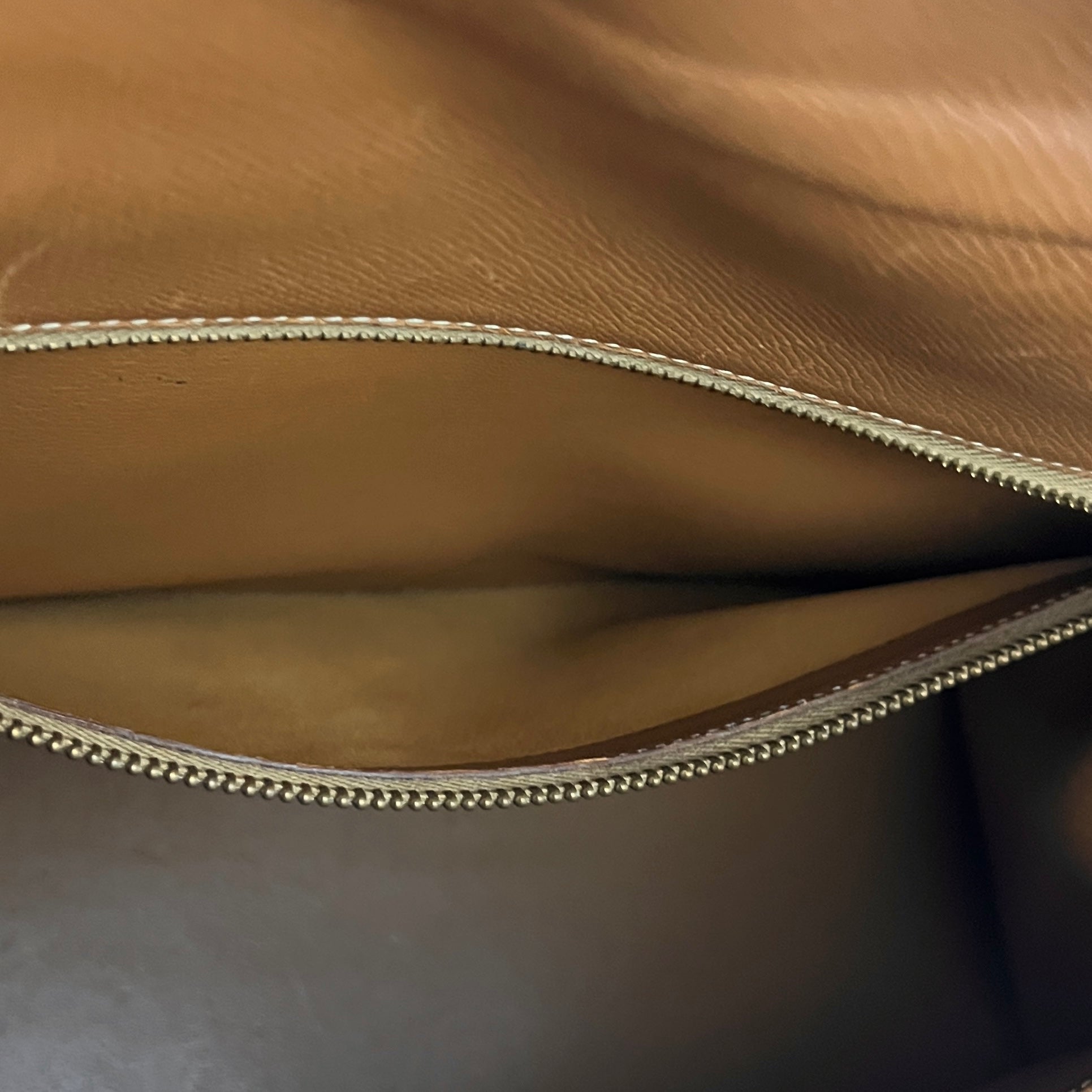 HERMÈS Kelly 35 Courchevel Leather Sellier Shoulder Bag