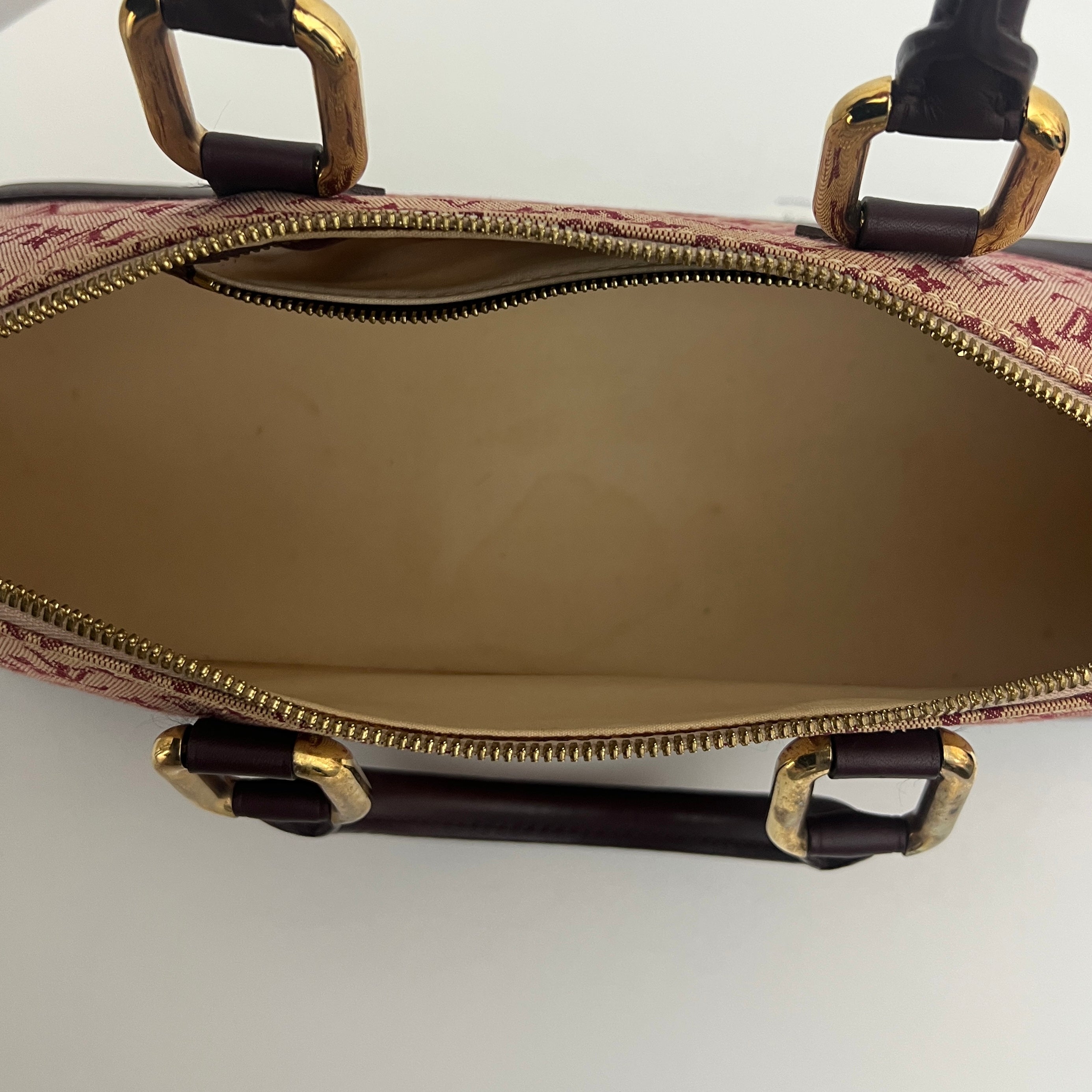 LOUIS VUITTON Alma Long bag in pink canvas and leather