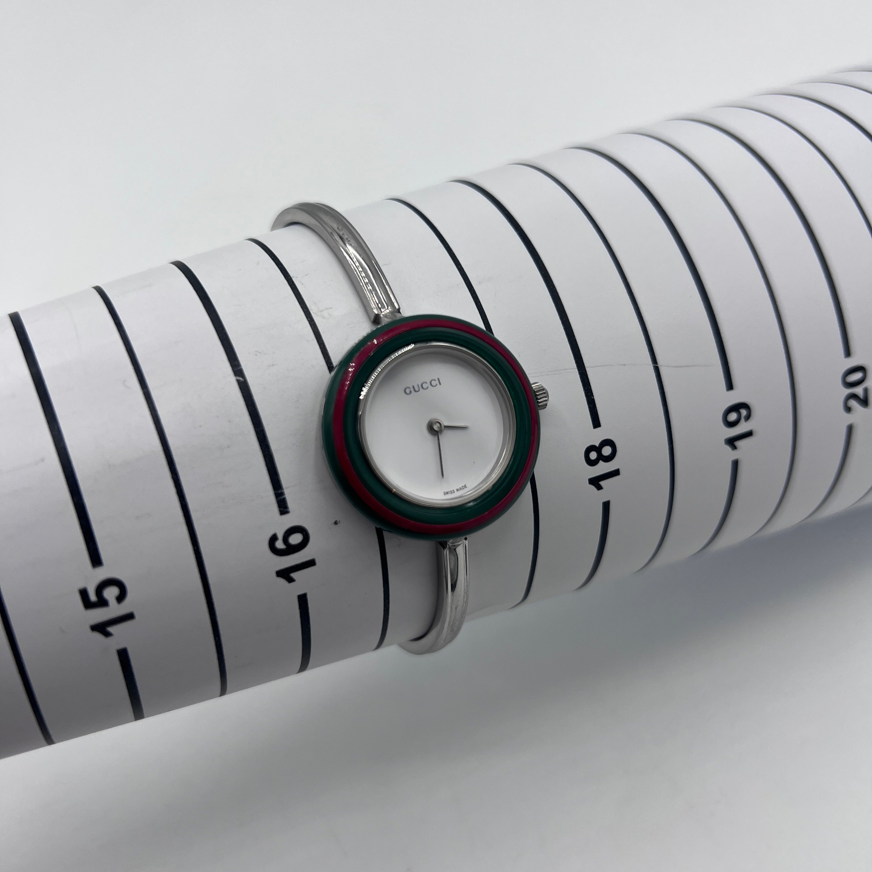 Montre GUCCI 11/12.2 acier argenté