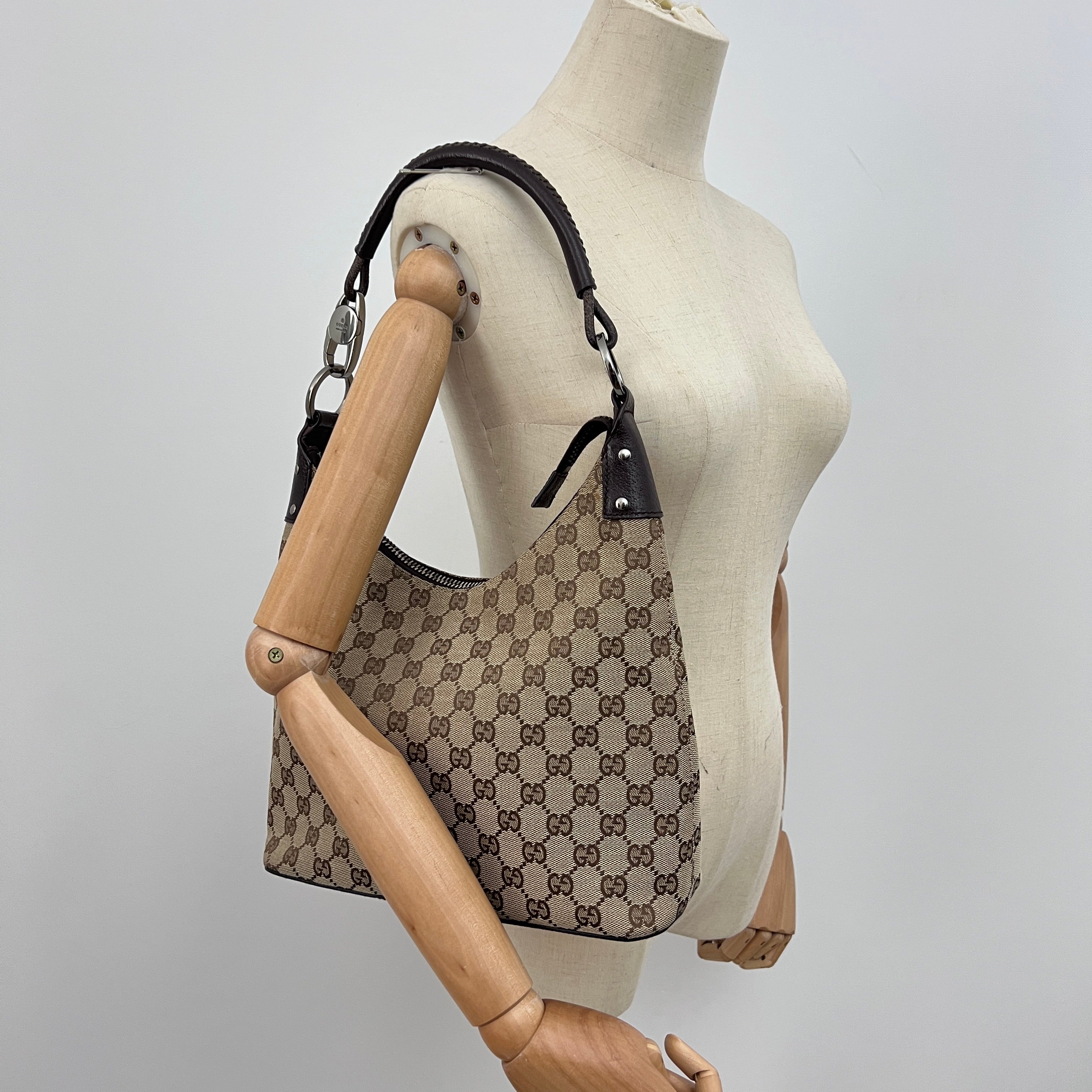Sac GUCCI Hobo GG toile et cuir marron