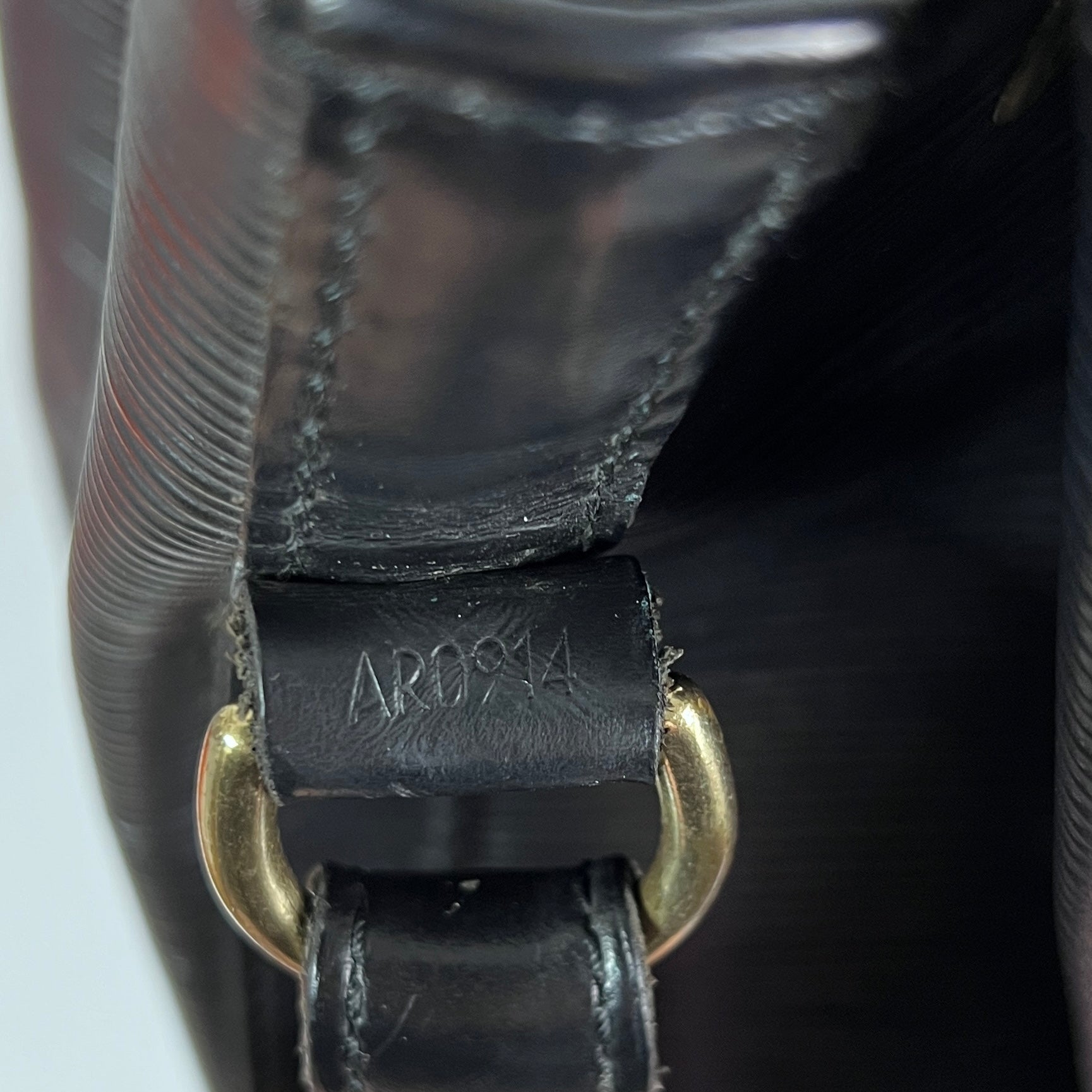 Sac à main LOUIS VUITTON Noé cuir noir