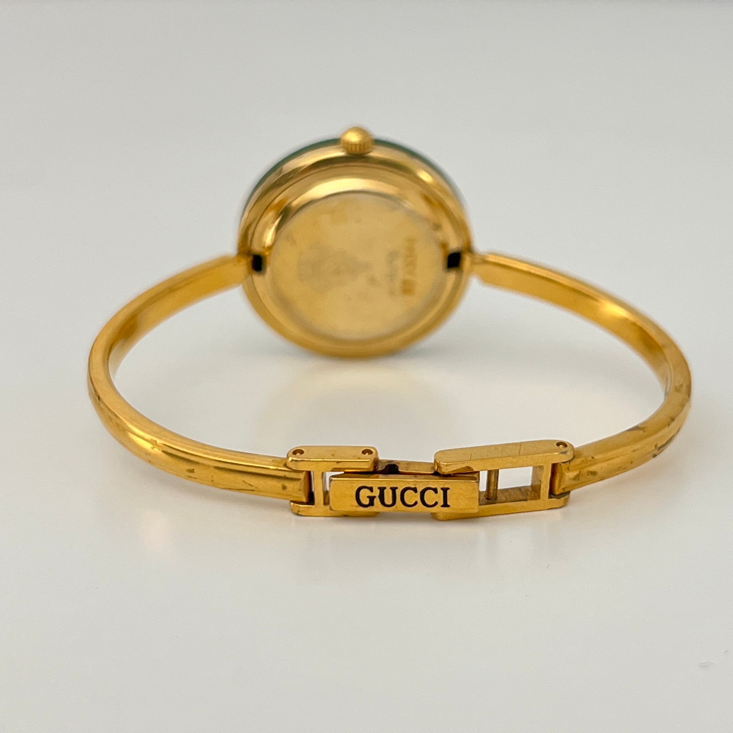 Montre GUCCI Play plaqué or doré