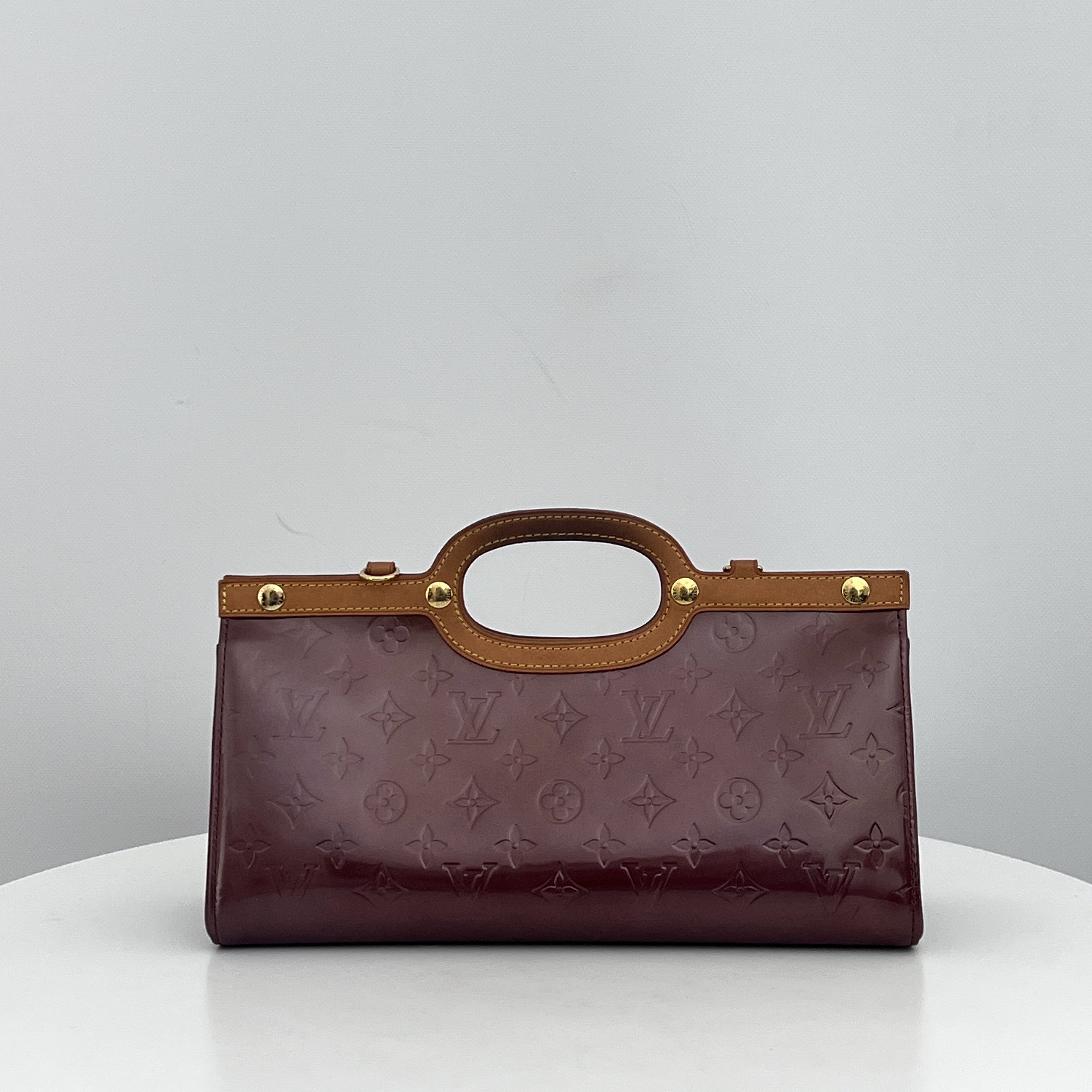 LOUIS VUITTON Roxbury bag in amaranth patent leather 2008