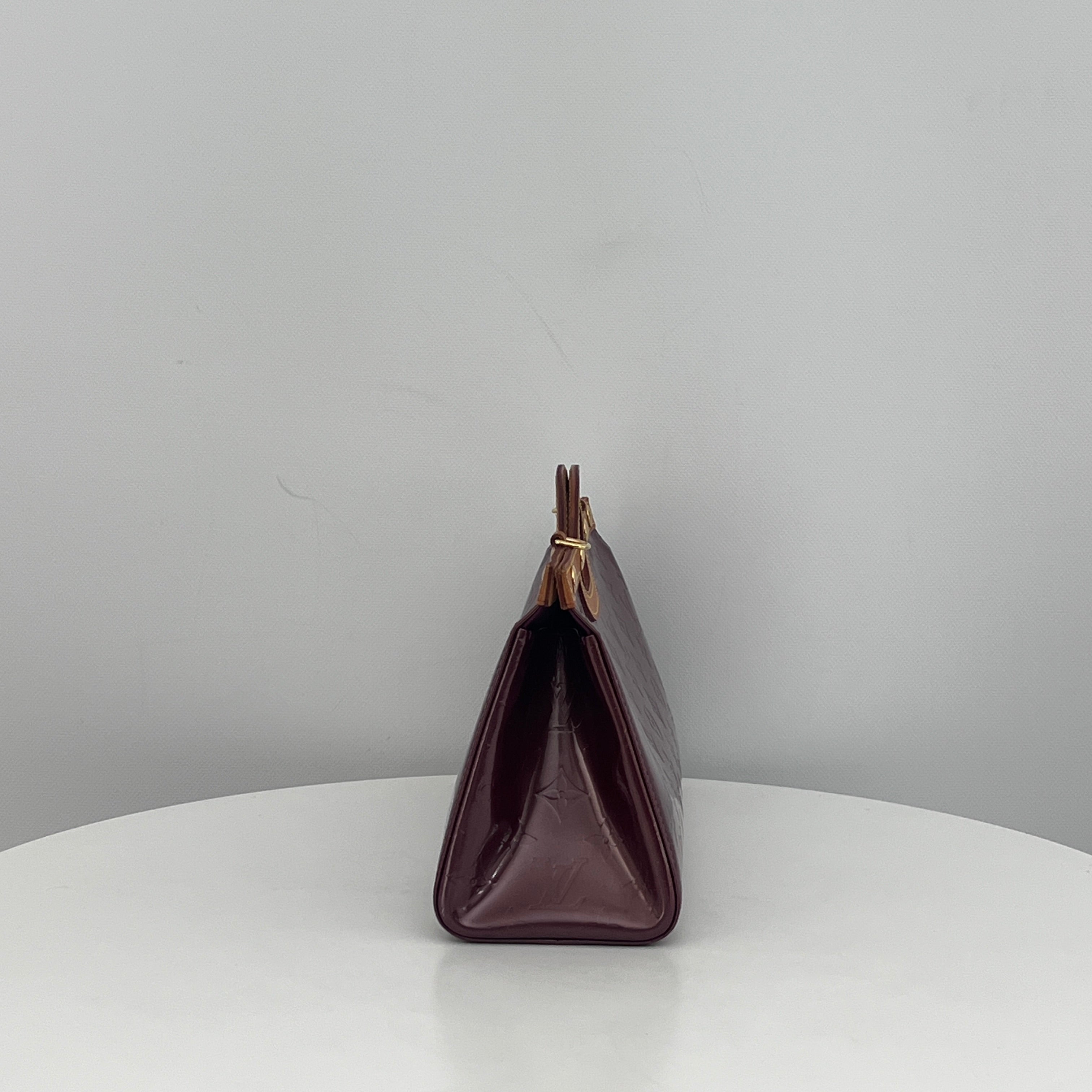 LOUIS VUITTON Roxbury bag in amaranth patent leather 2008