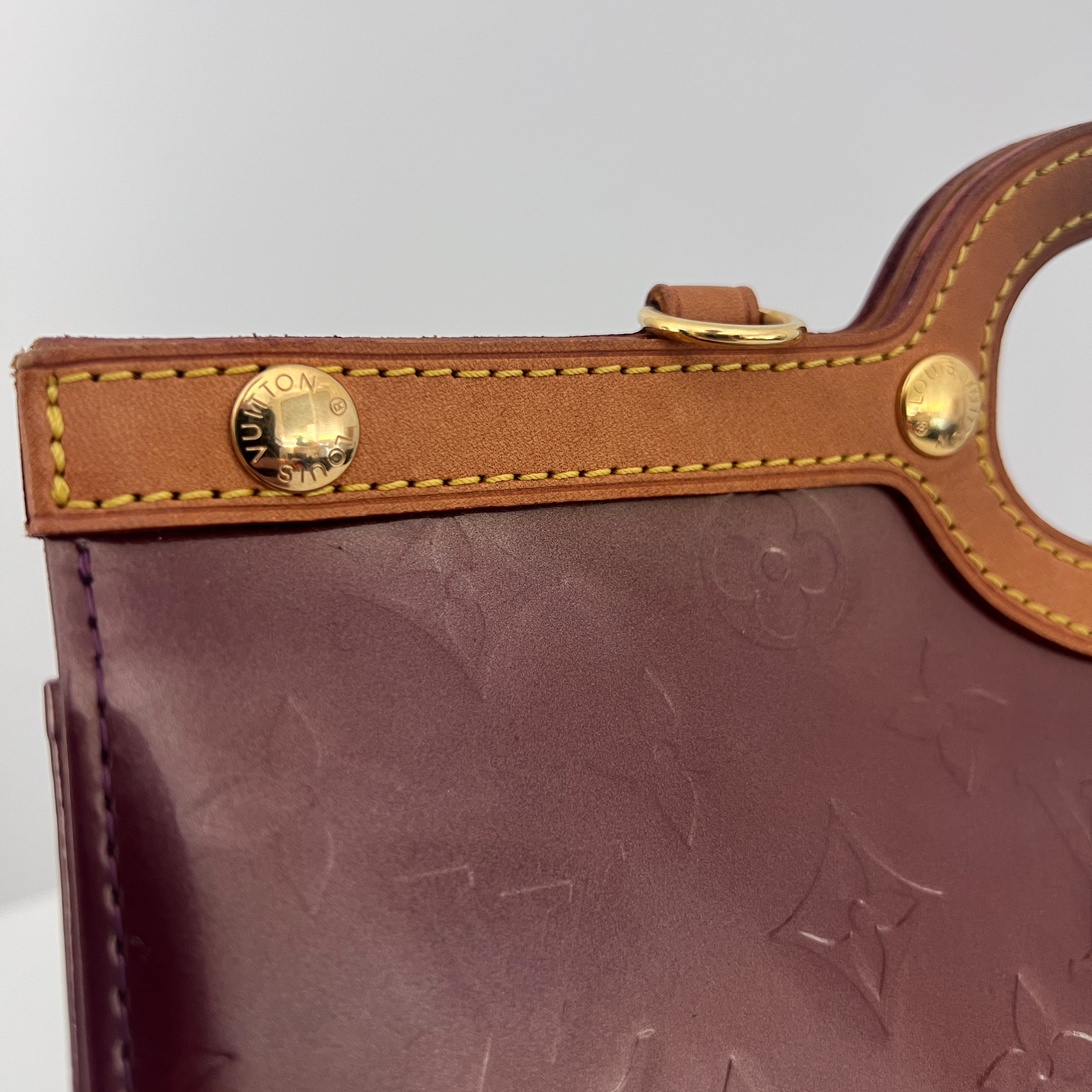 LOUIS VUITTON Roxbury bag in amaranth patent leather 2008