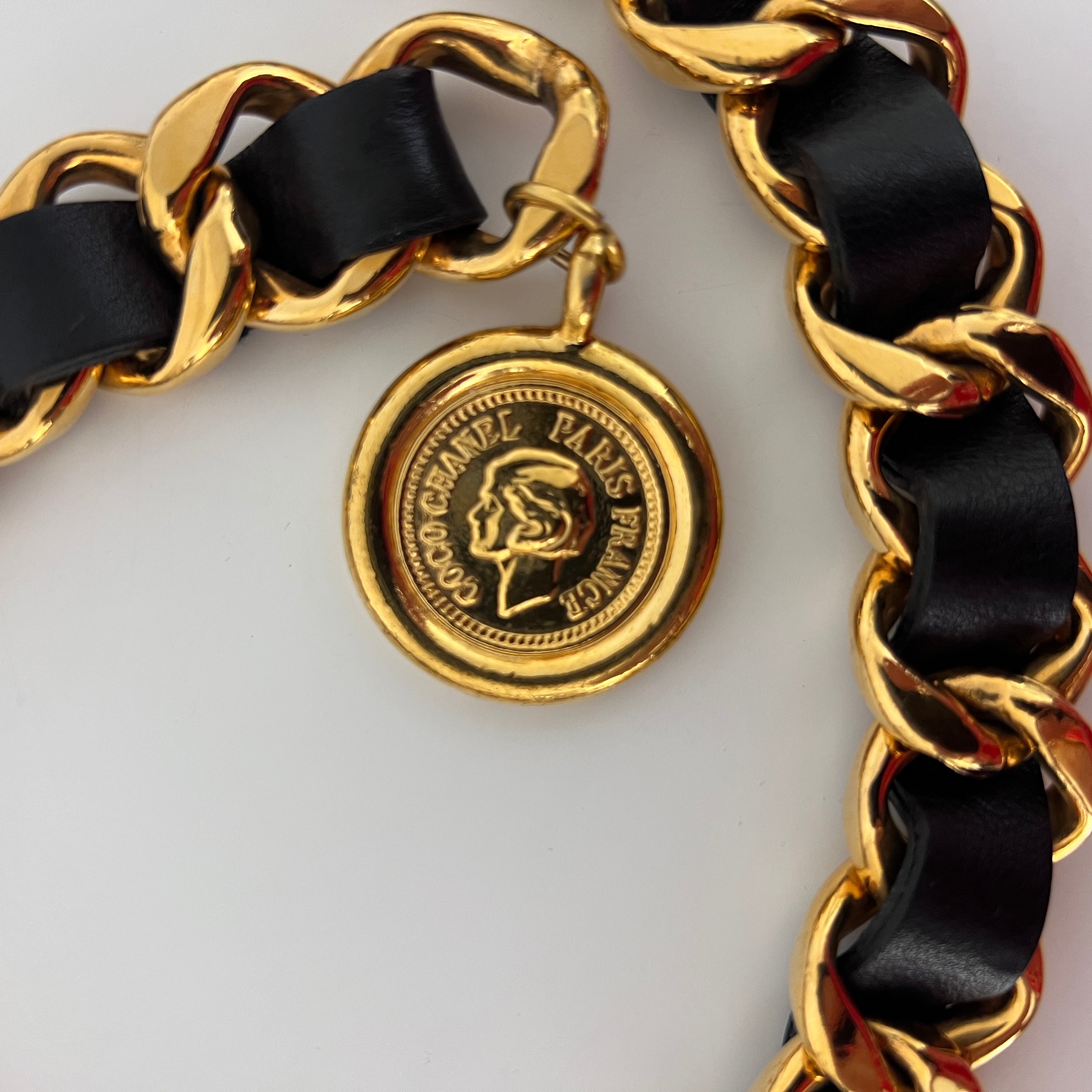 Ceinture CHANEL CC Chaîne entrelacée Circa 1990