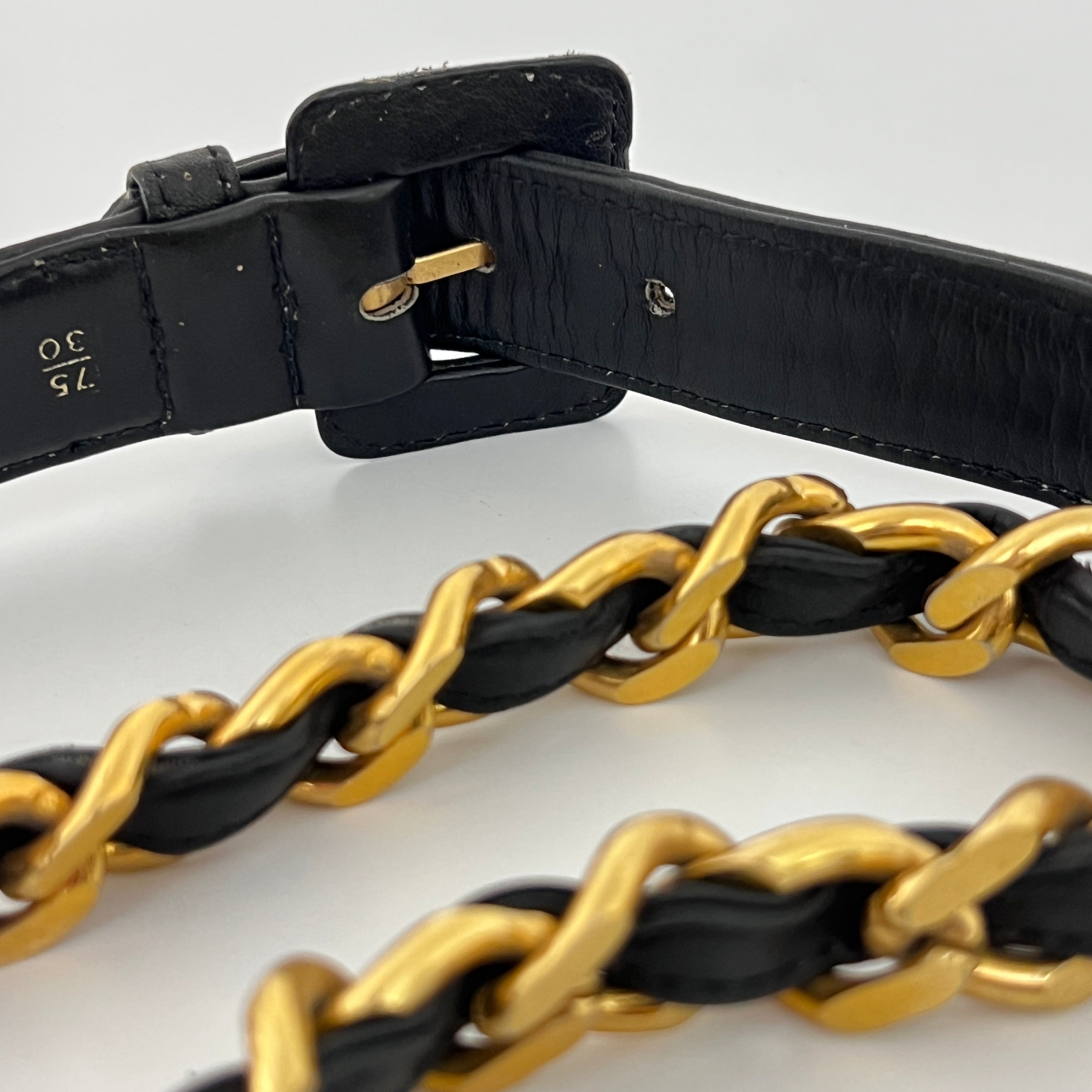 CHANEL CC Interlaced Chain Belt Circa 1990