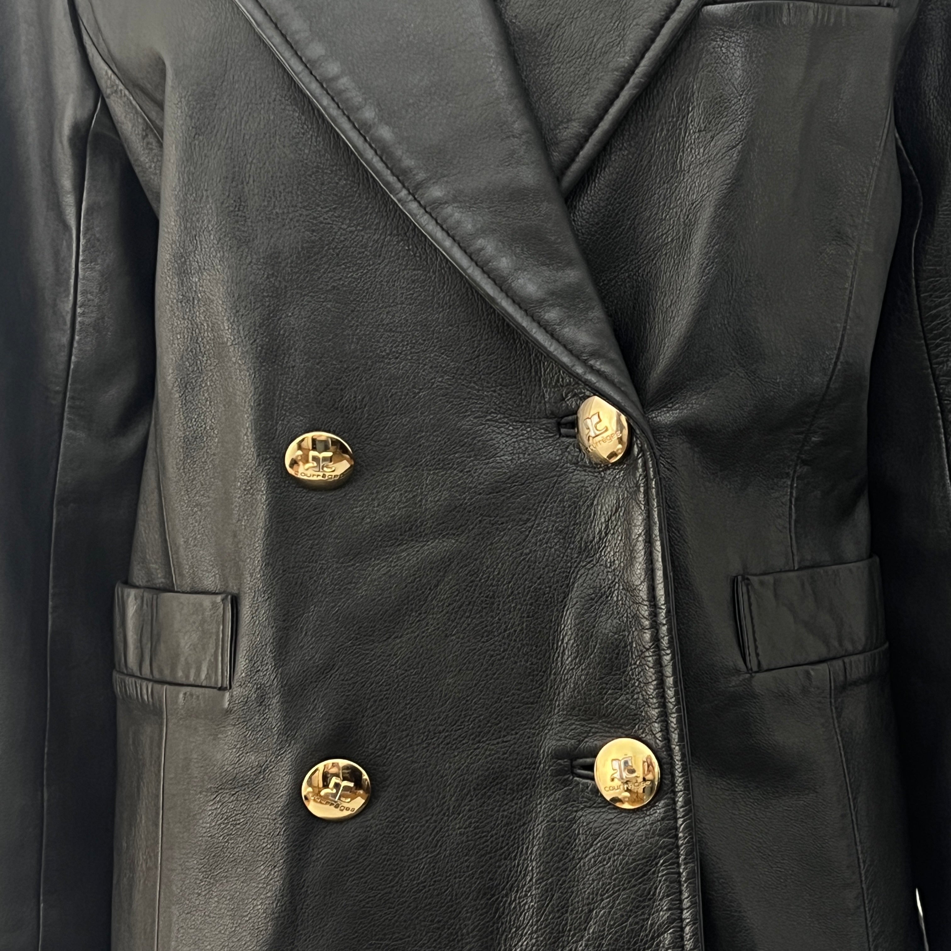 Veste COURRÈGES en cuir noir souple à coupe croisée vintage circa 1990