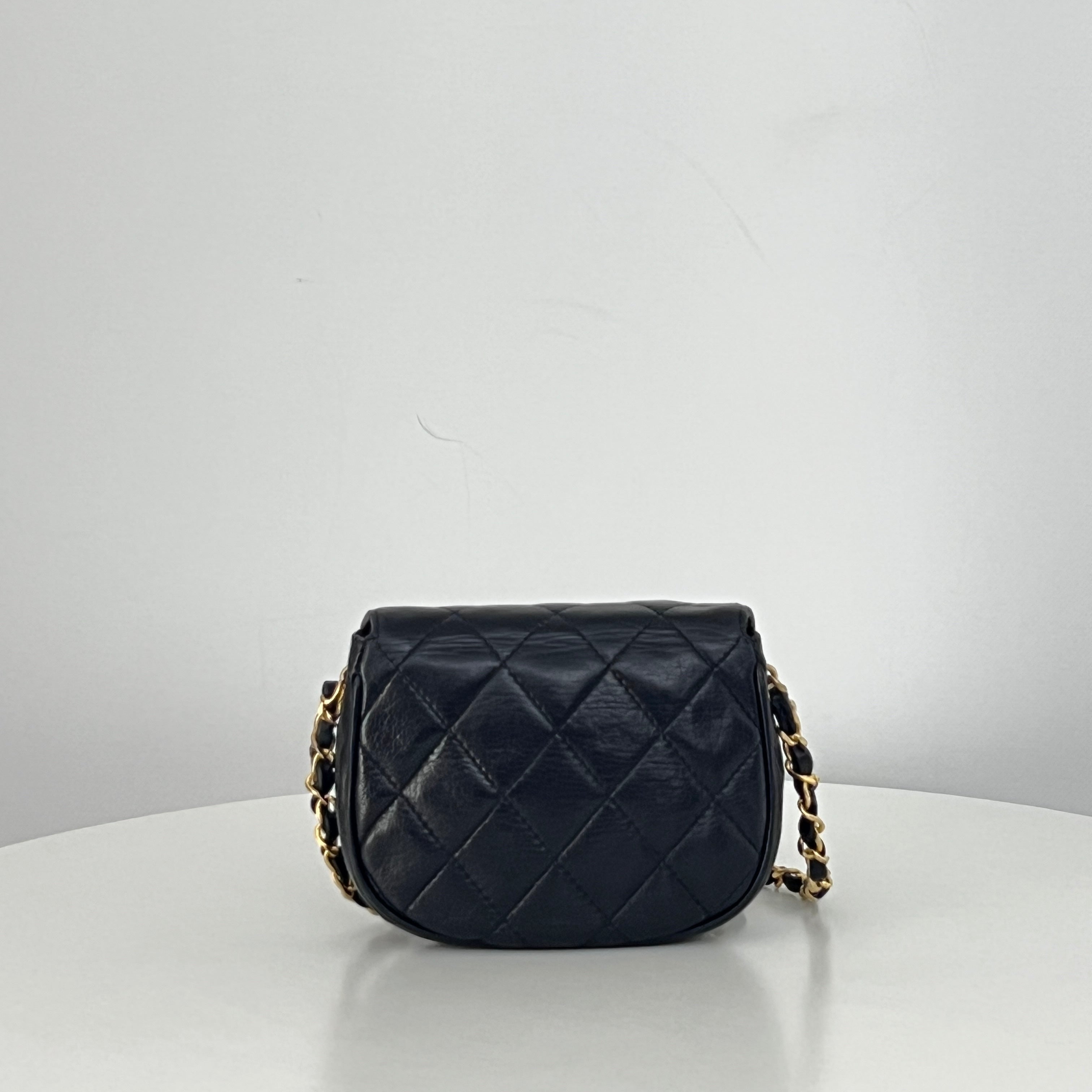 Sac à bandoulière CHANEL Matelassé Chain cuir d'agneau noir vintage 1996-1997
