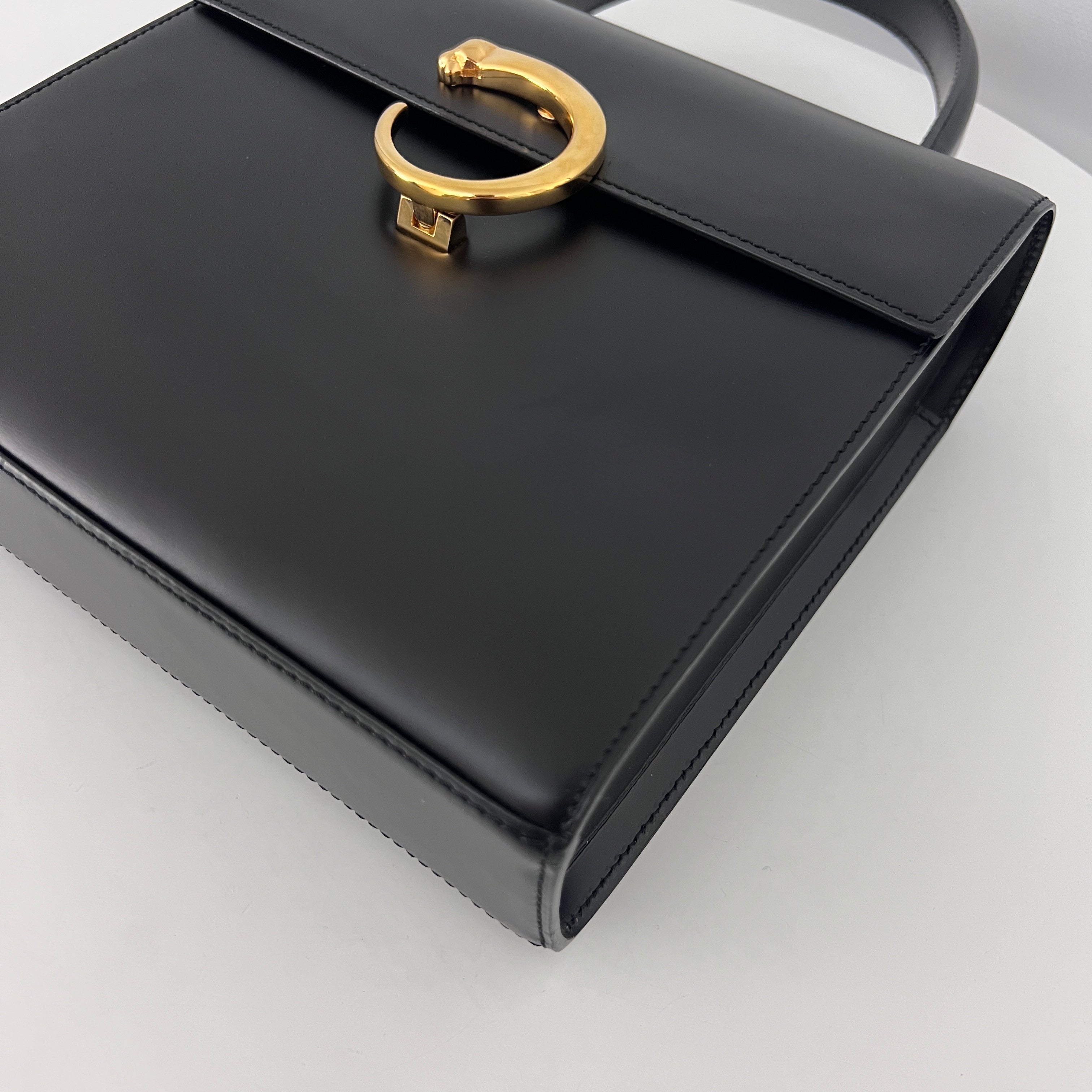 Sac à bandoulière CARTIER Panthère C cuir lisse noir