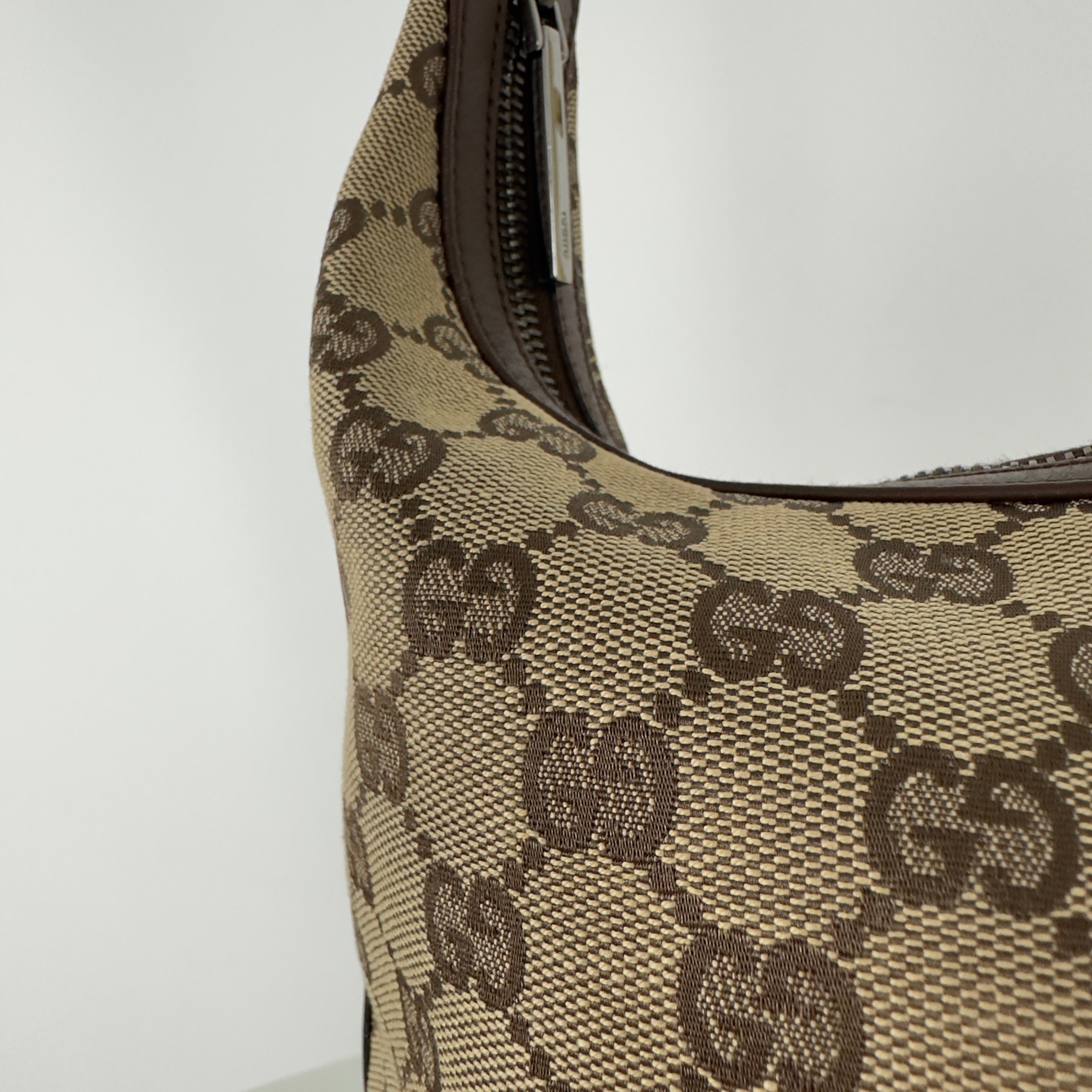 Sac à main GUCCI Hobo GG toile et cuir marron