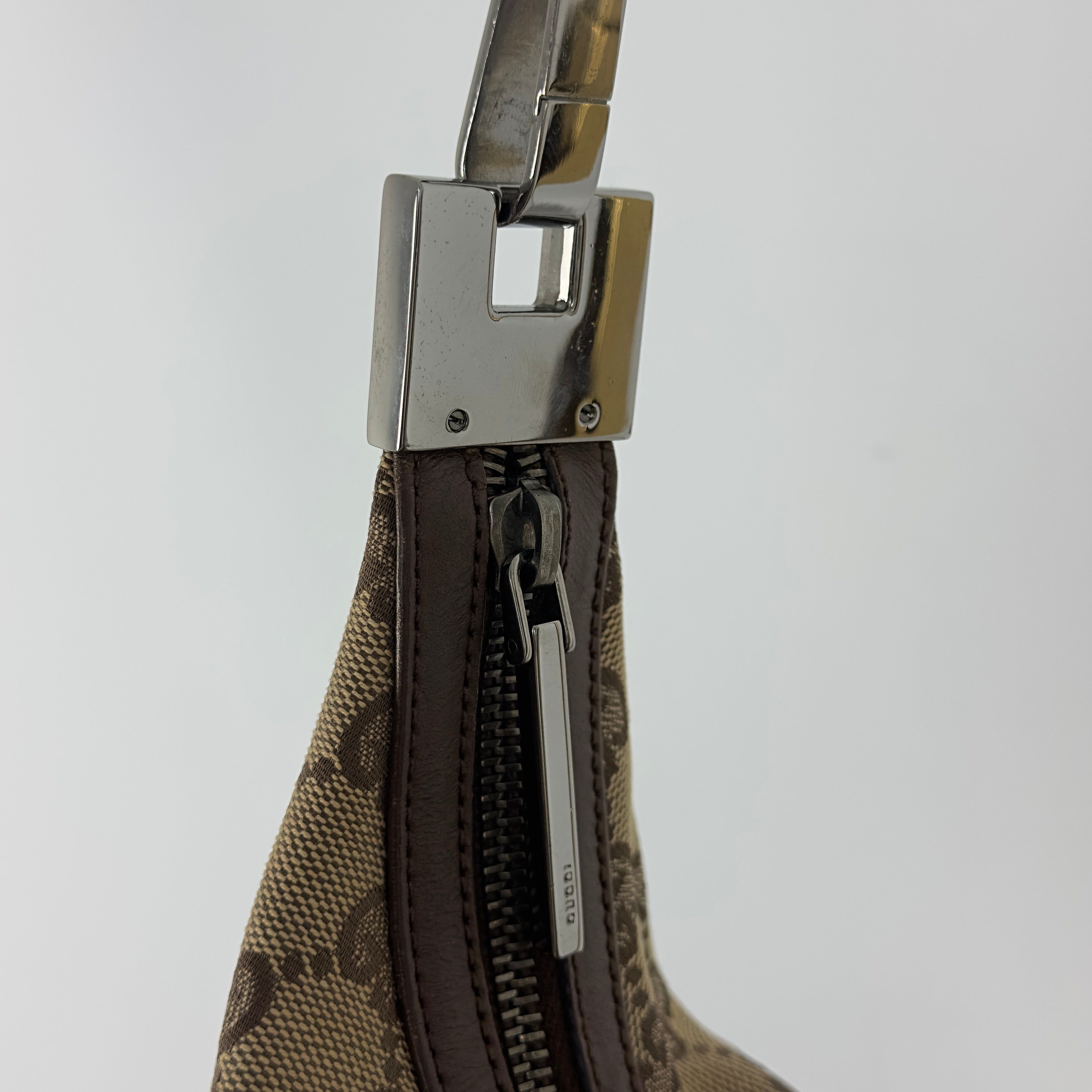 Sac à main GUCCI Hobo GG toile et cuir marron