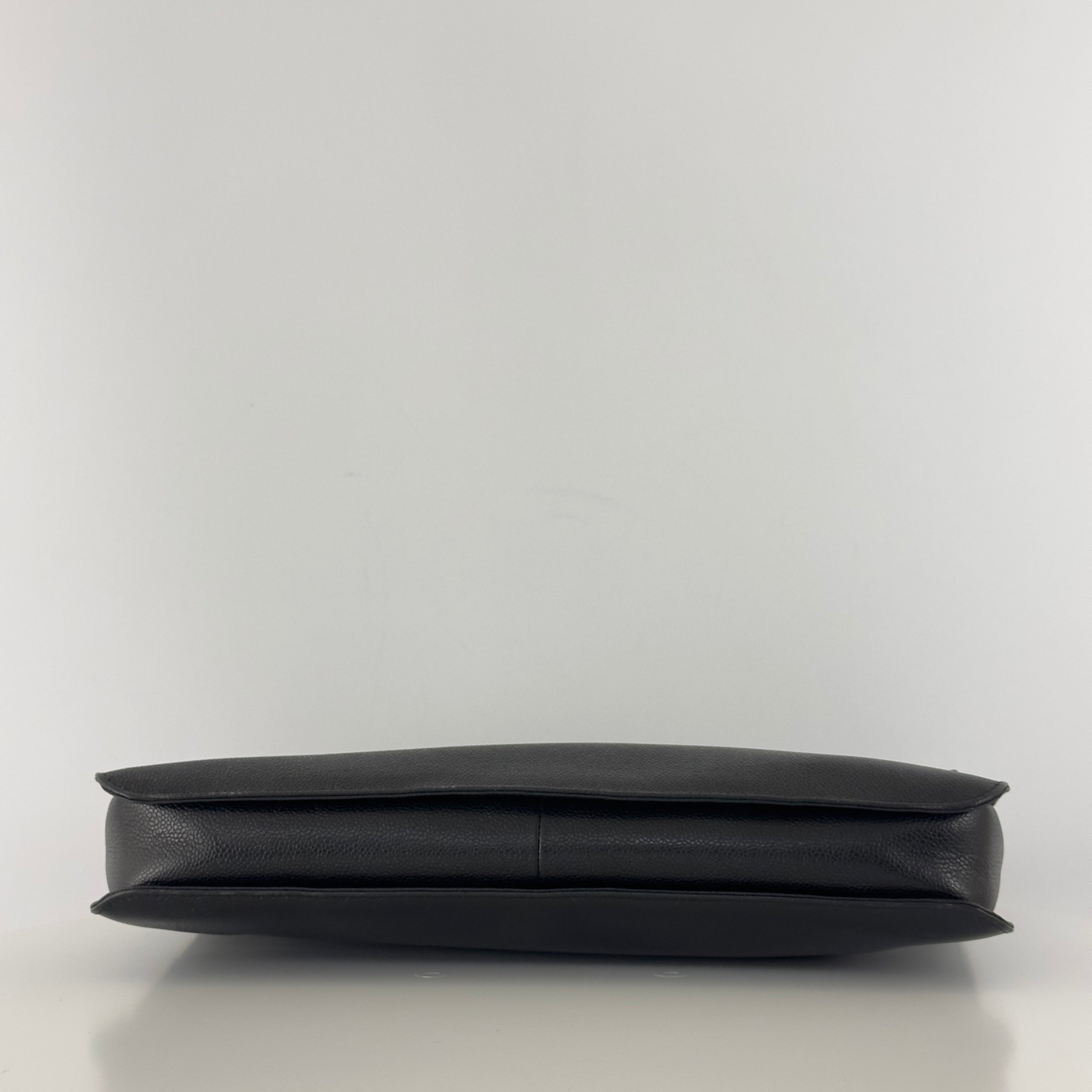 Sac à main CHANEL Briefcase cuir caviar noir