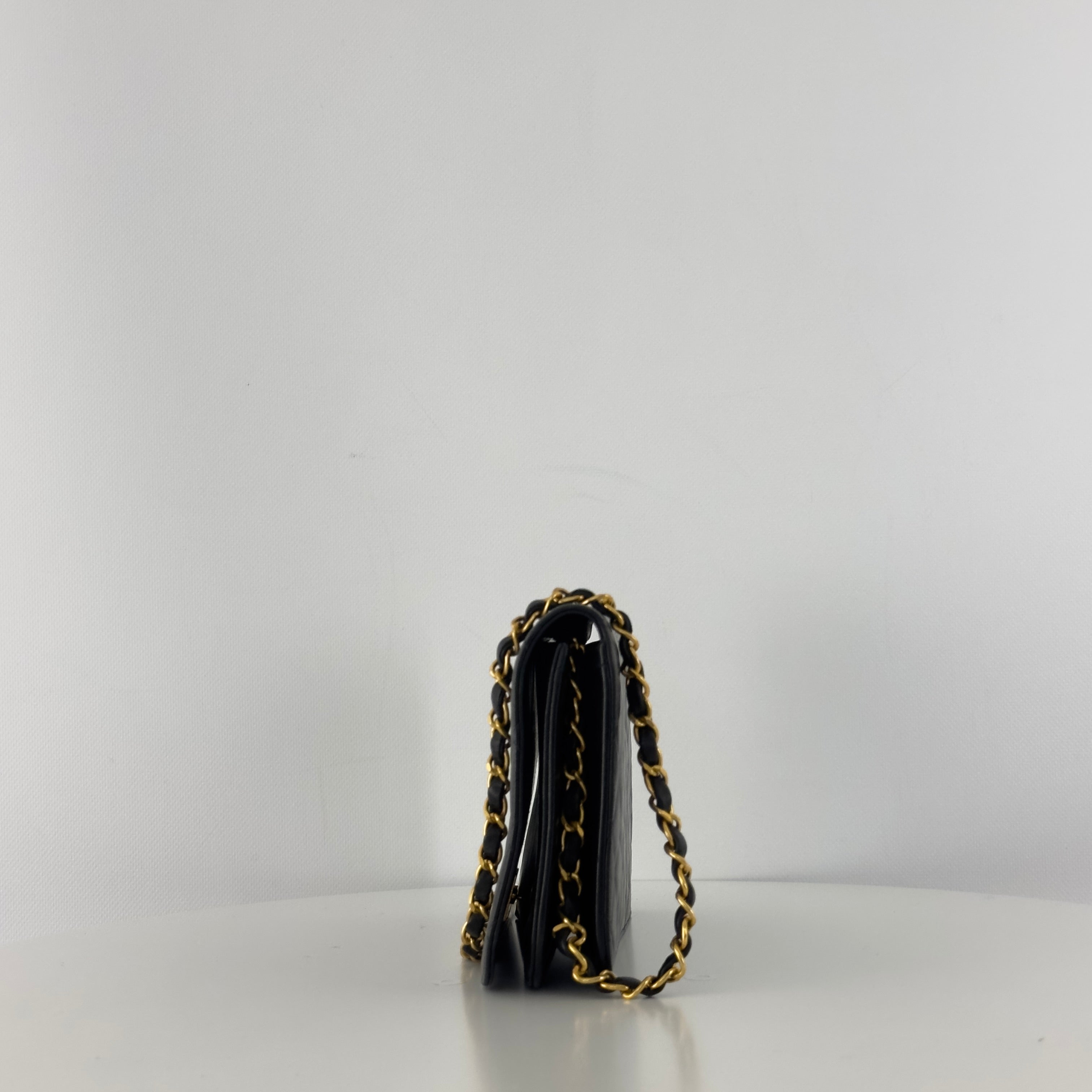 Sac à main CHANEL Timeless WOC Small cuir d'agneau noir