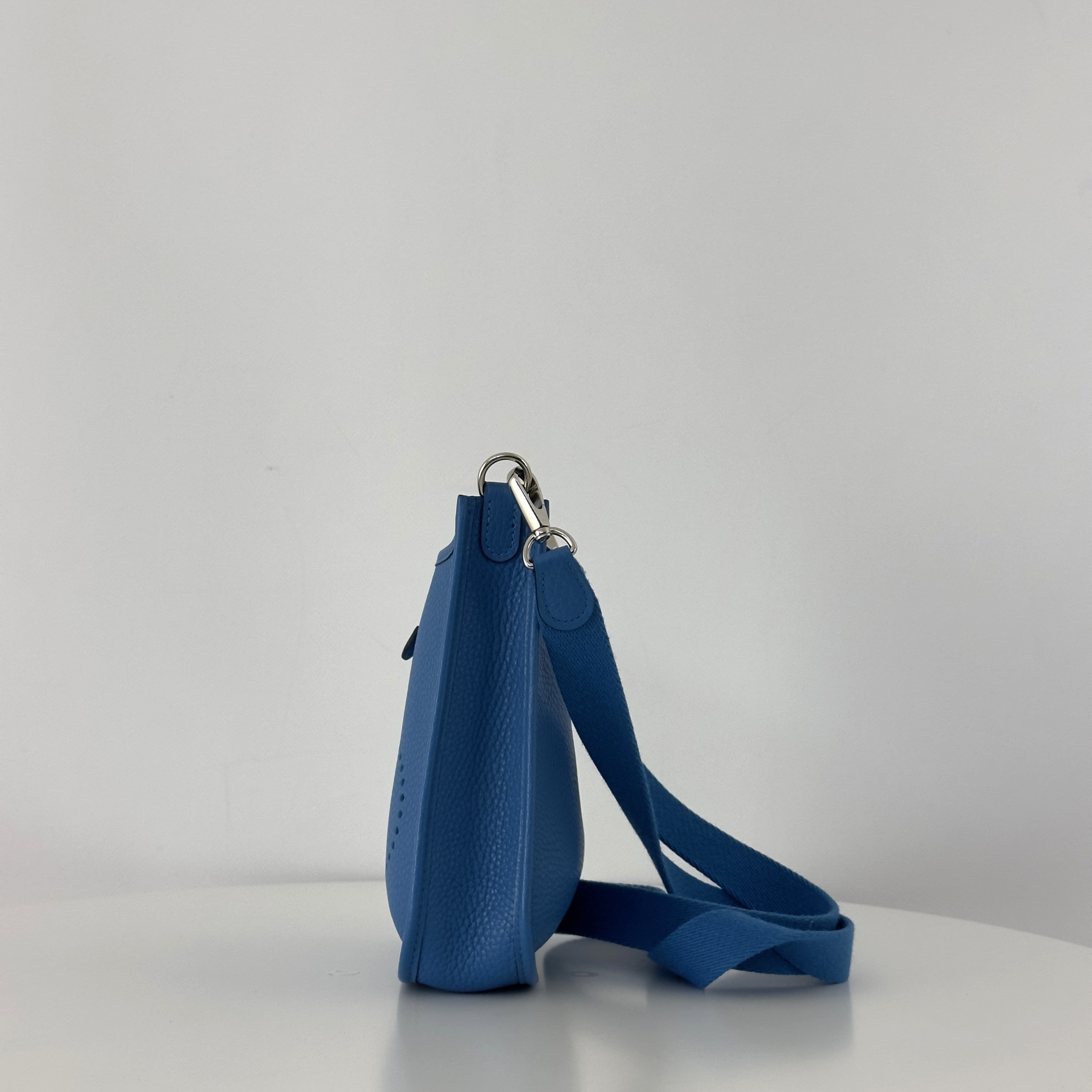 Sac à main HERMÈS Evelyne TPM (Mini) cuir clémence bleu