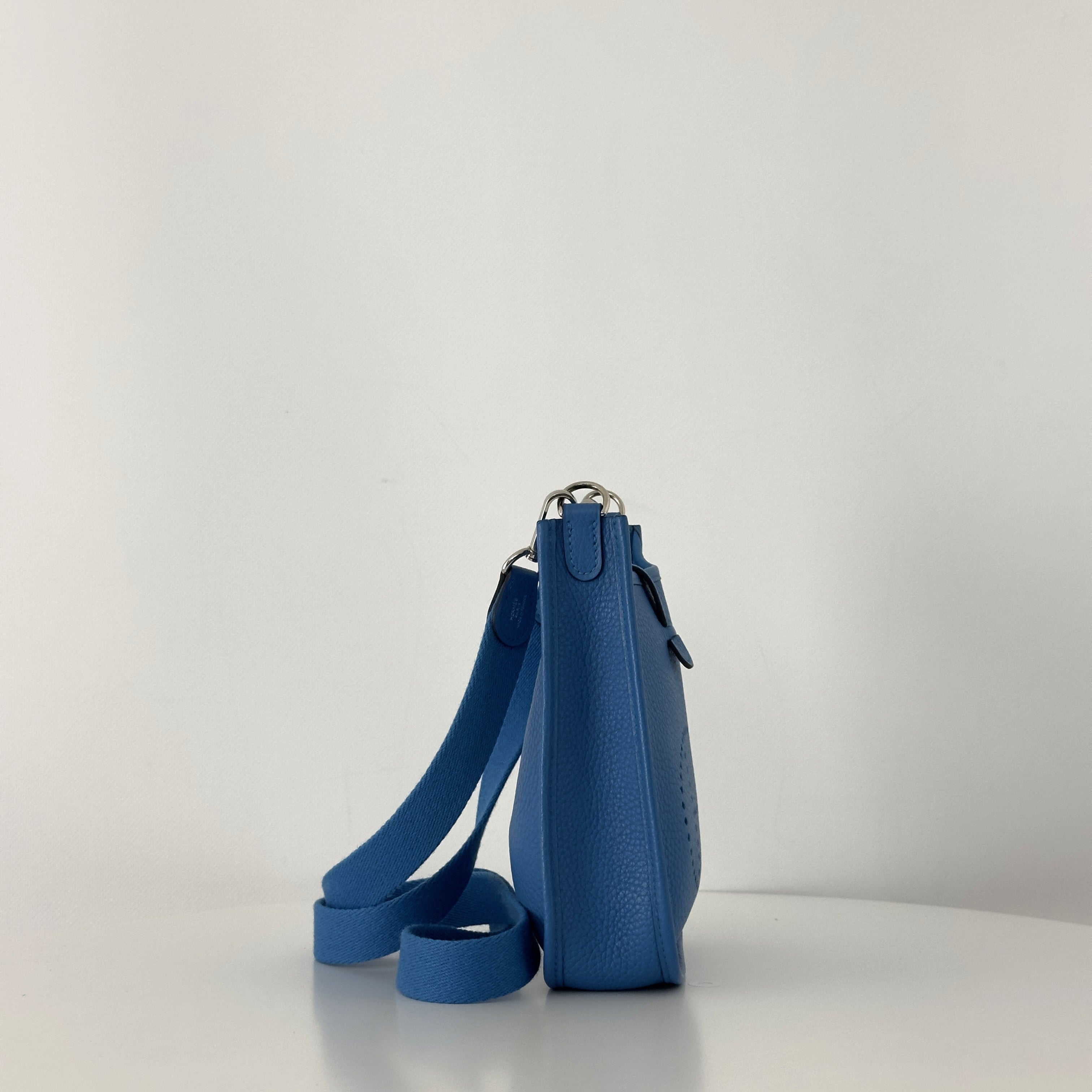 Sac à main HERMÈS Evelyne TPM (Mini) cuir clémence bleu