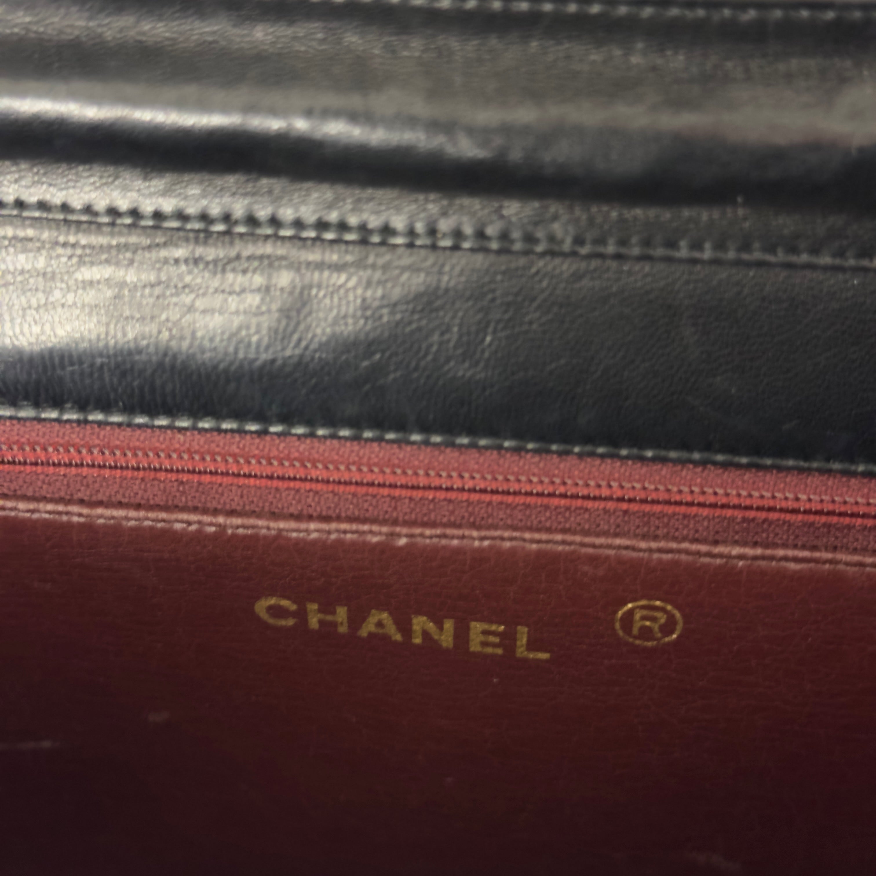 Sac à main CHANEL Timeless WOC Medium cuir d'agneau noir