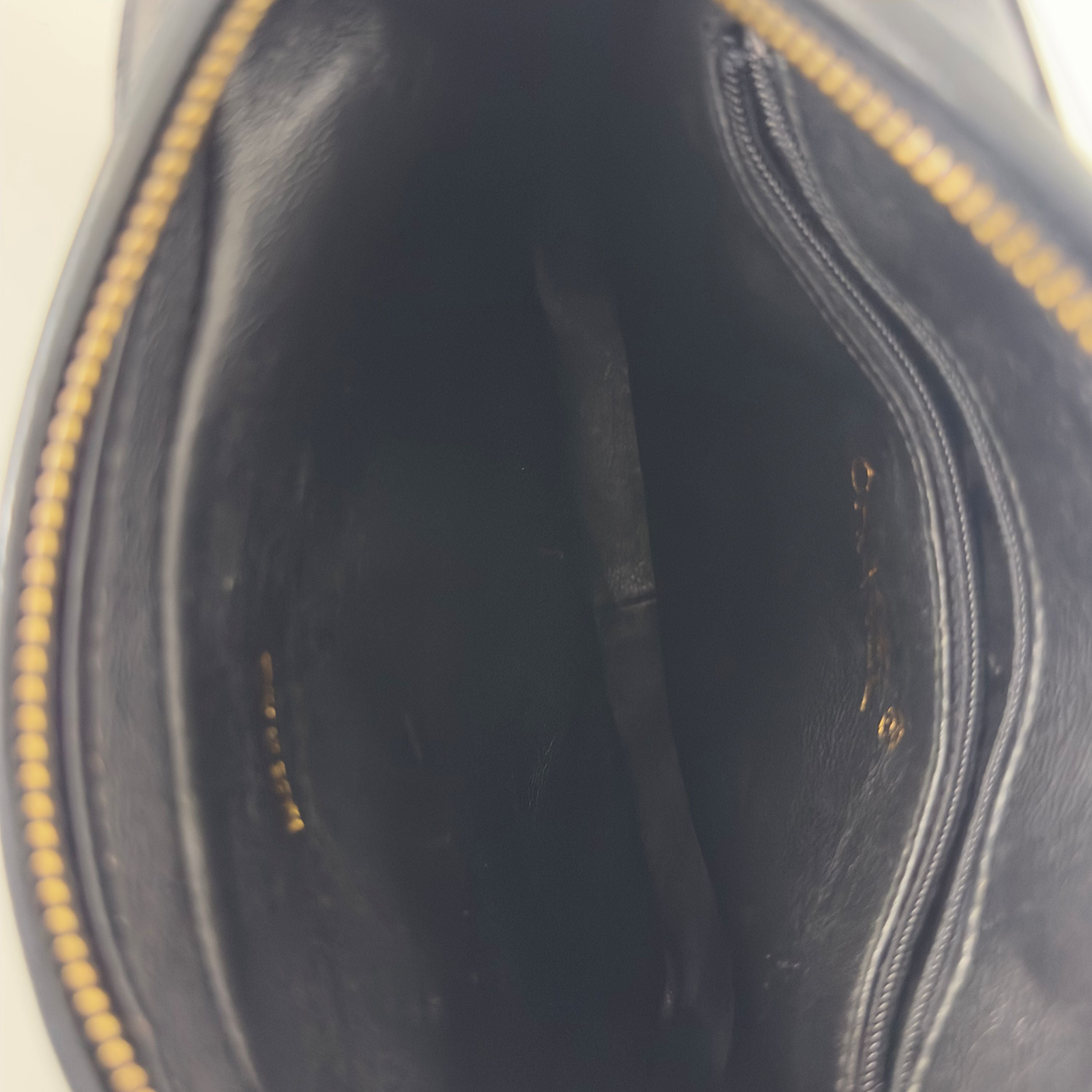 Sac à main CHANEL Camera Chain cuir d'agneau noir