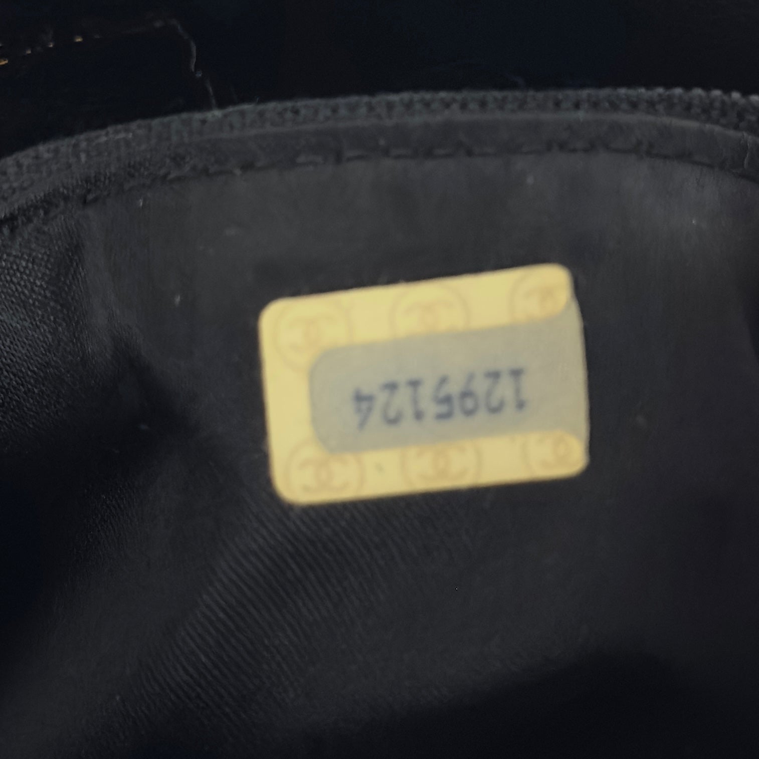 Sac à main CHANEL Camera Chain cuir d'agneau noir