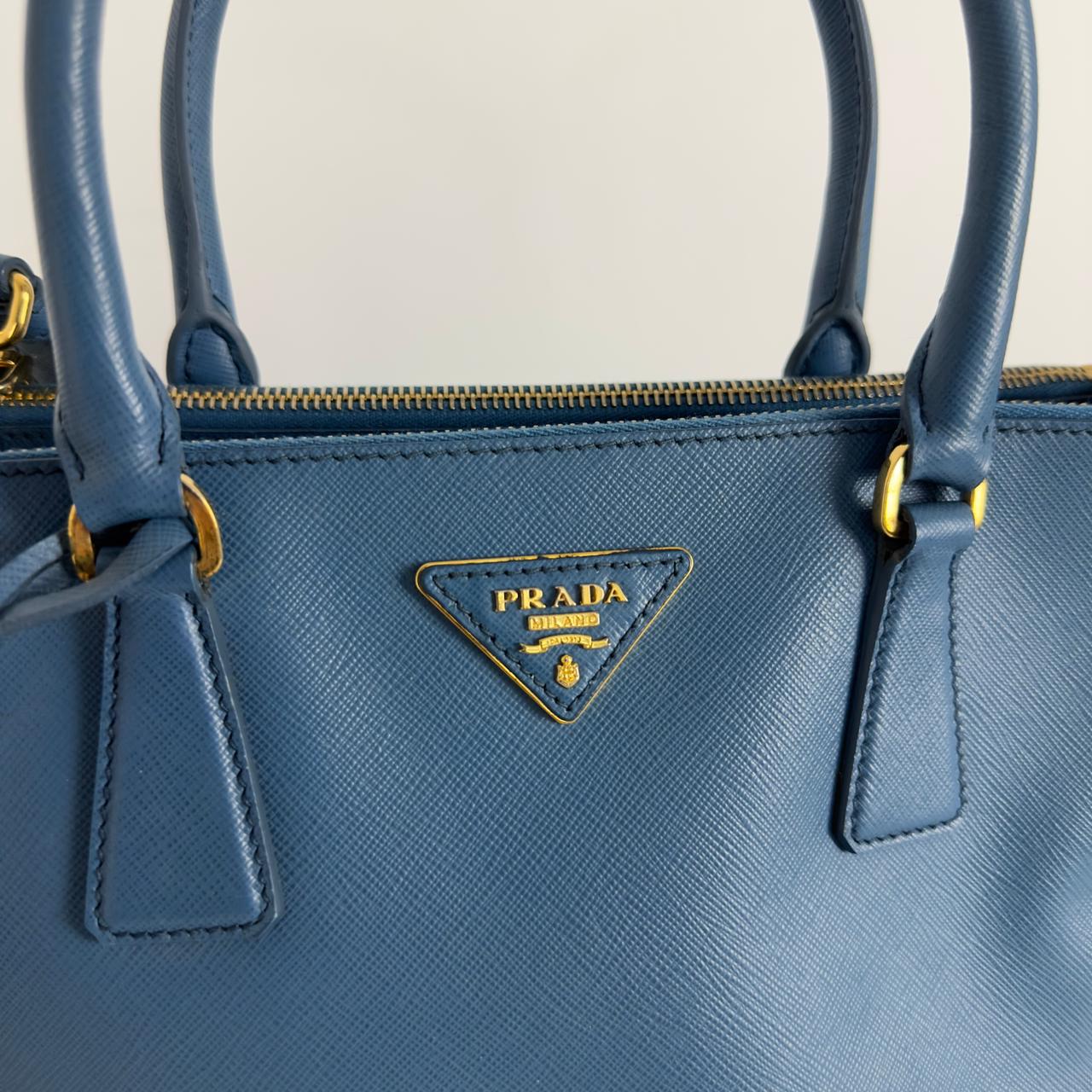 Sac à main PRADA Galleria cuir bleu
