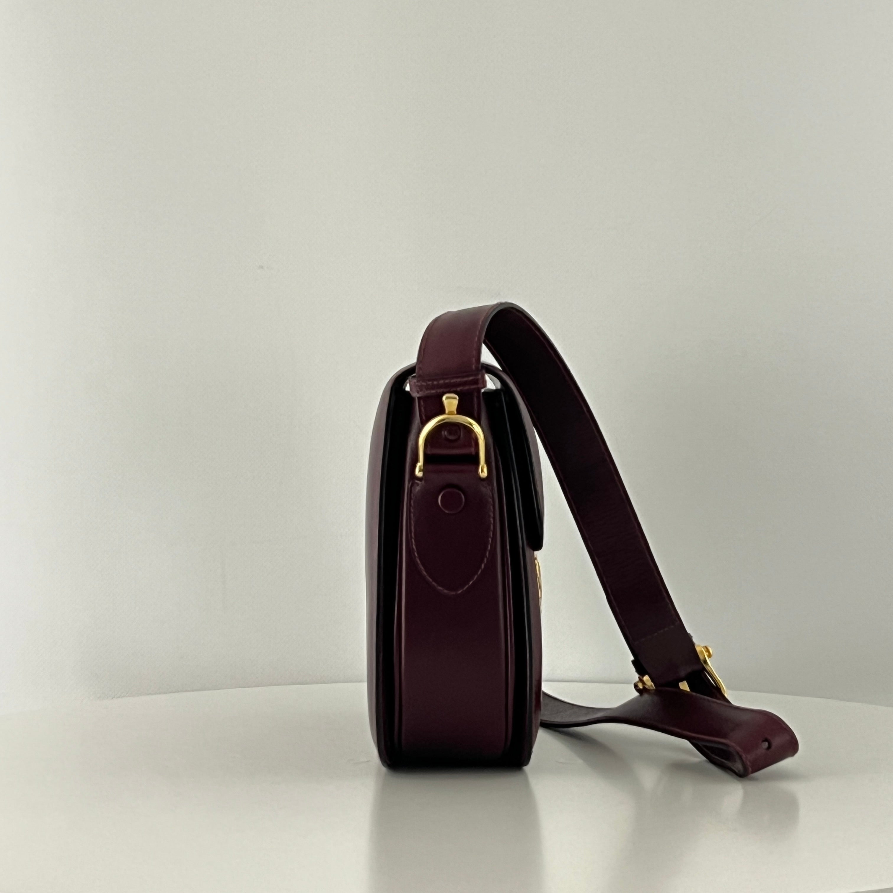 Sac à main CELINE Triomphe cuir bordeaux