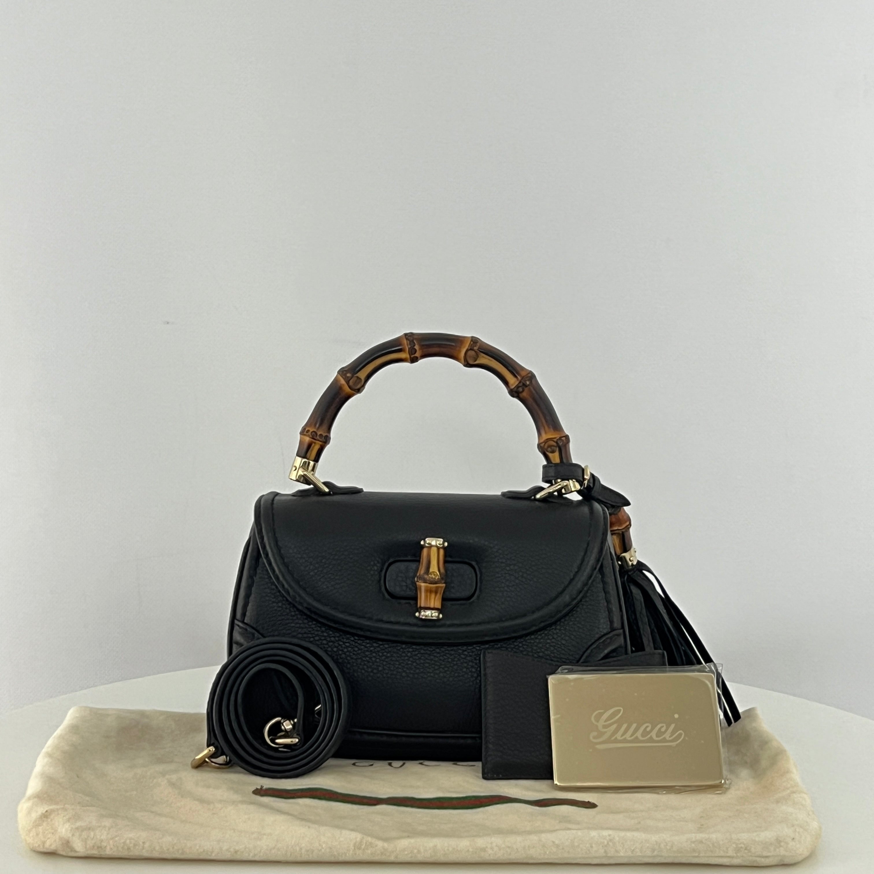 Sac à main GUCCI Bamboo 1947 cuir noir