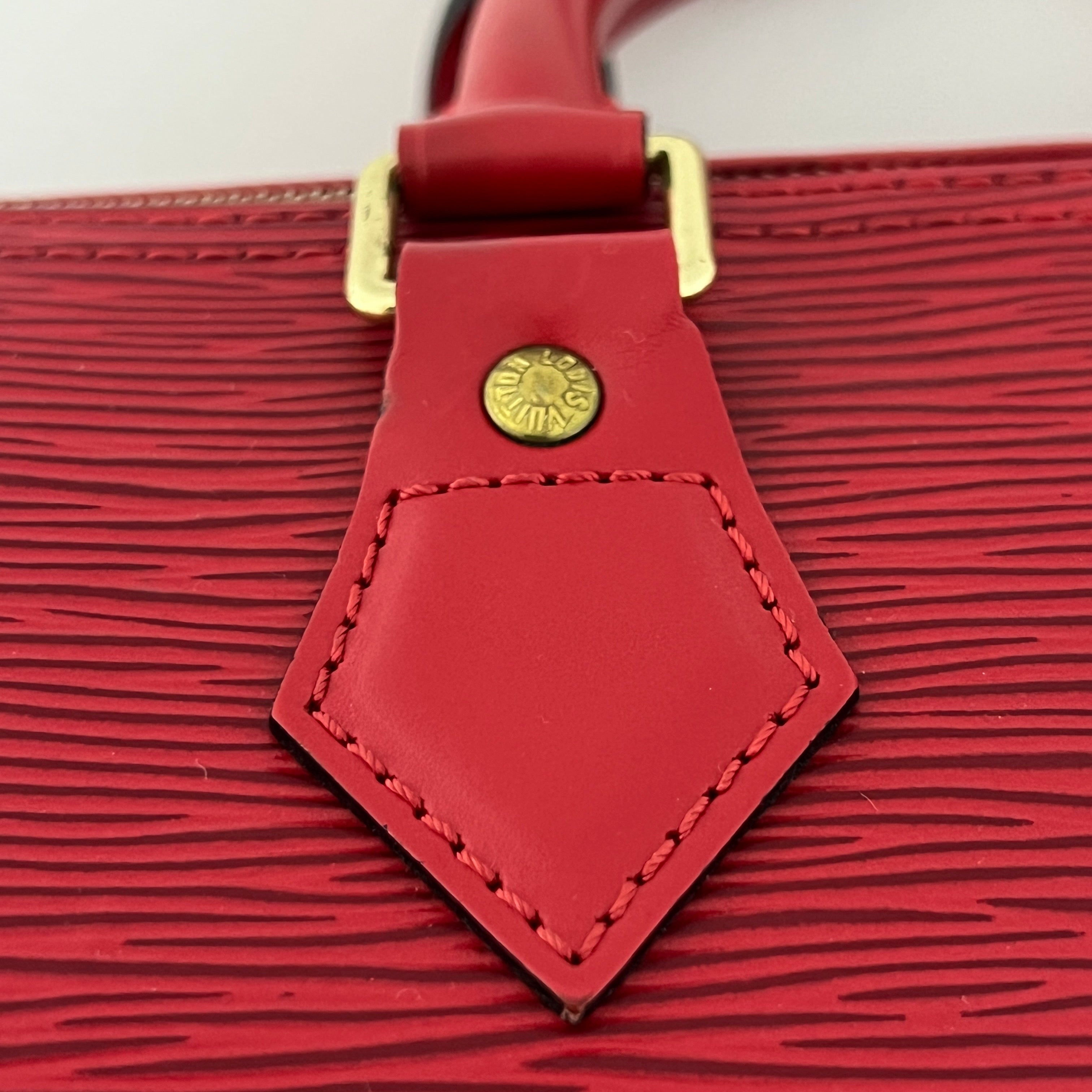 Sac à main LOUIS VUITTON Speedy 30 cuir épi rouge
