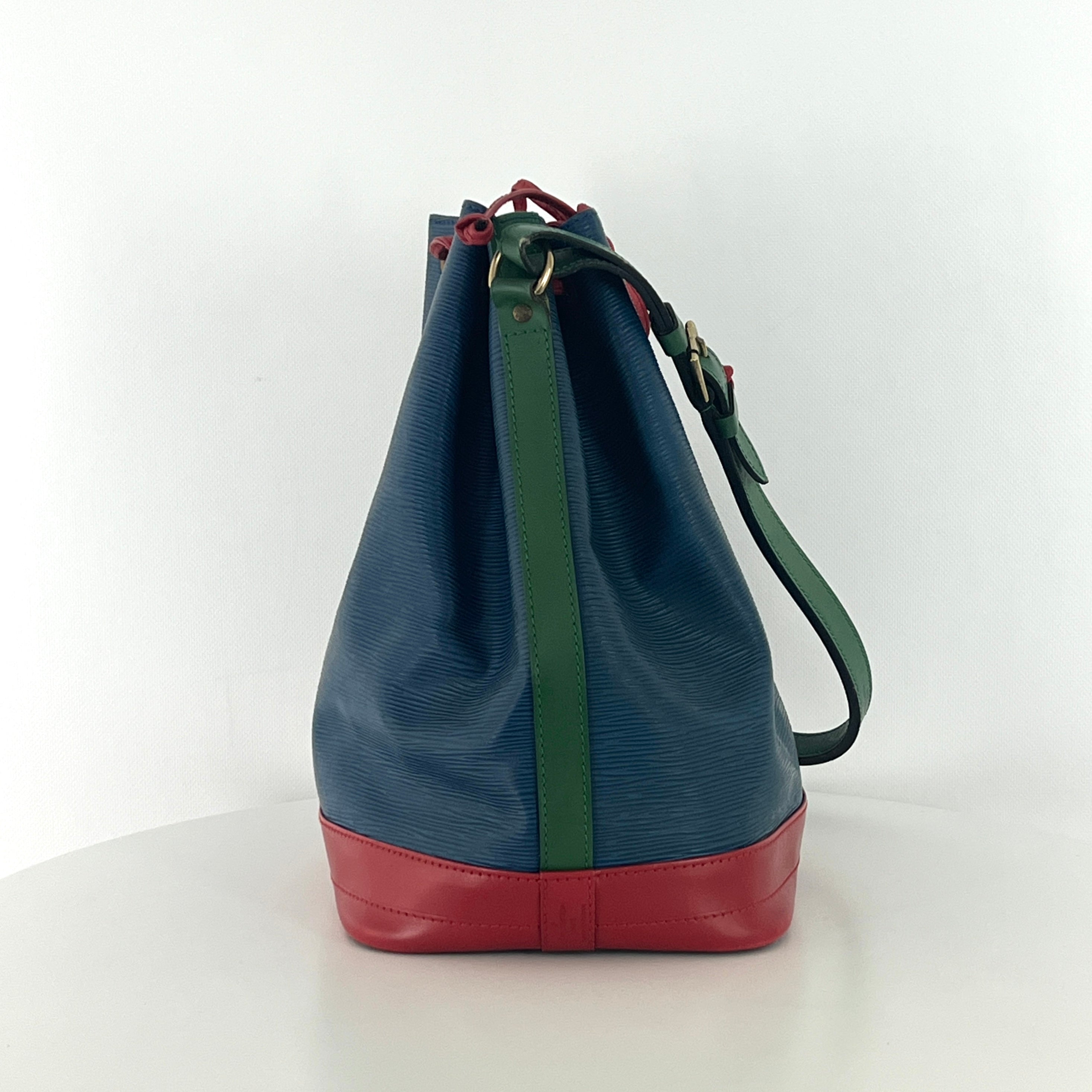 LOUIS VUITTON Noé handbag, large tricolor Epi leather