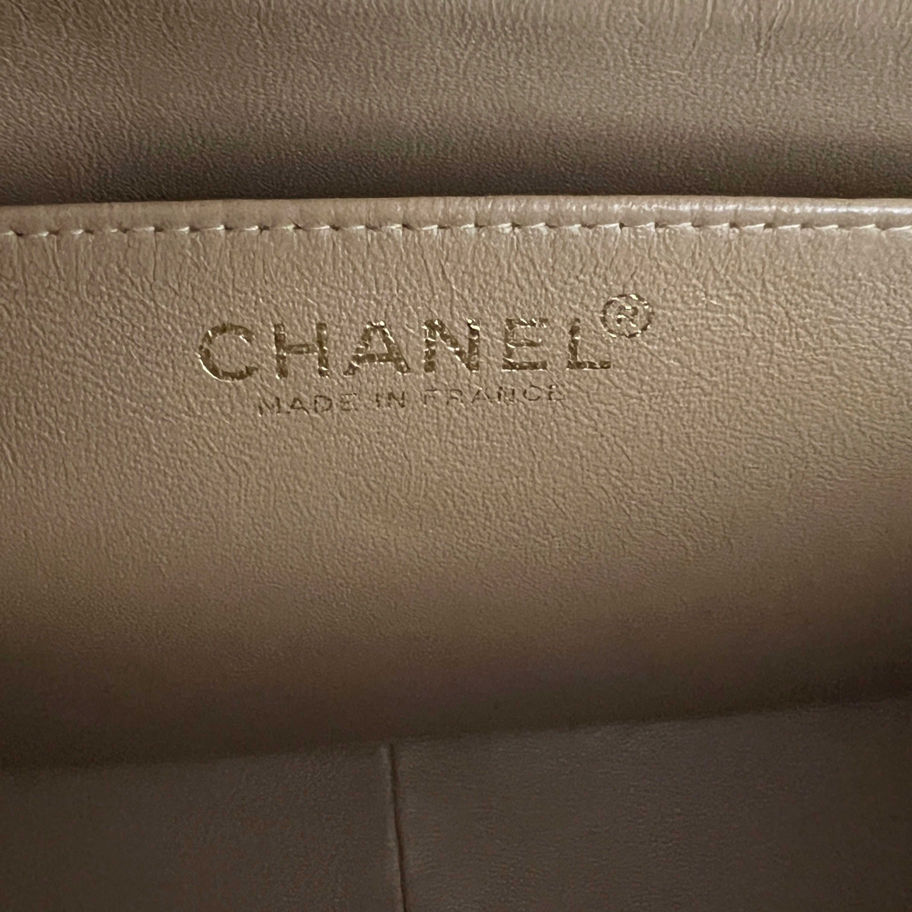 Sac à main CHANEL Top Handle cuir d'agneau bicolore