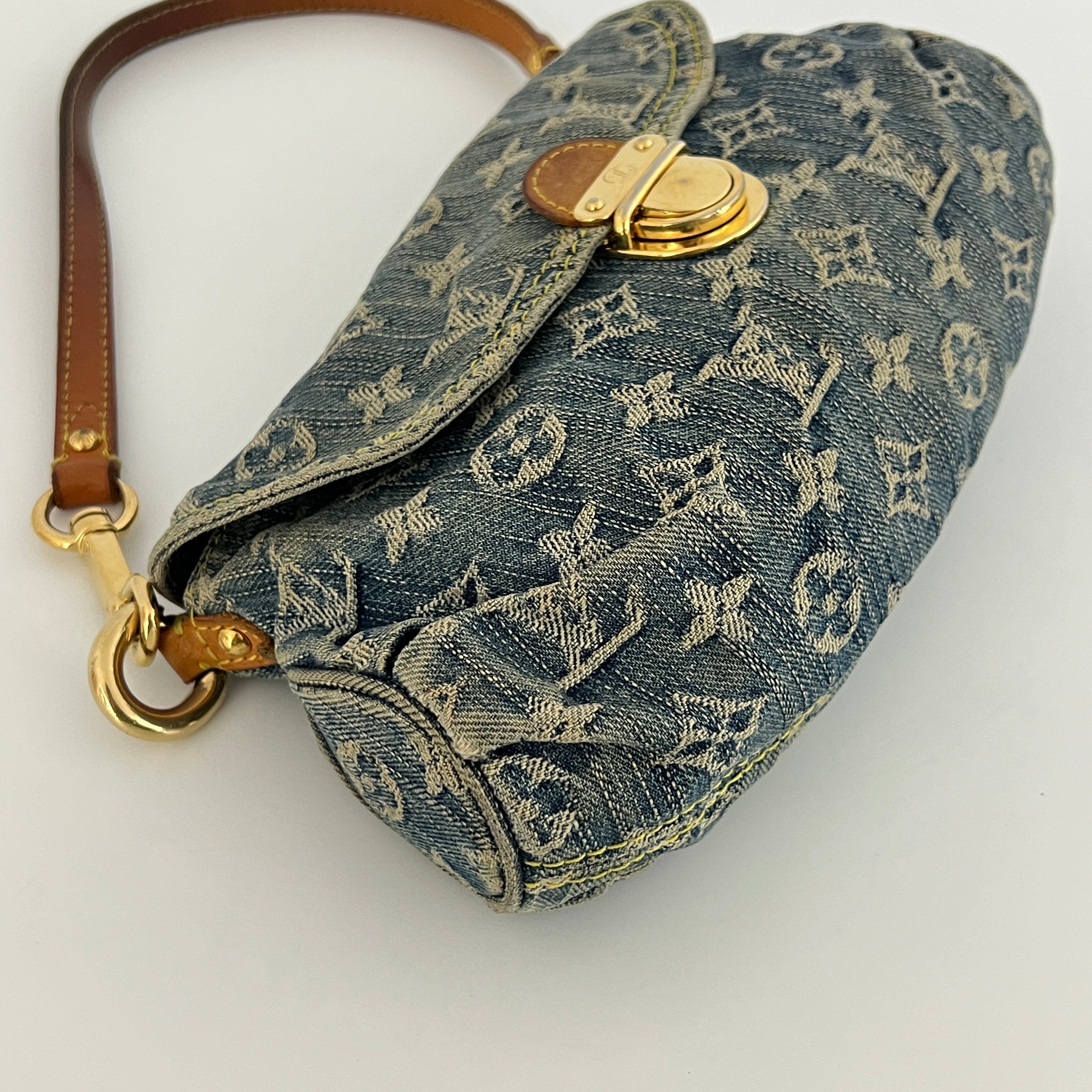 Sac à main LOUIS VUITTON Pleaty Denim toile et cuir bleu