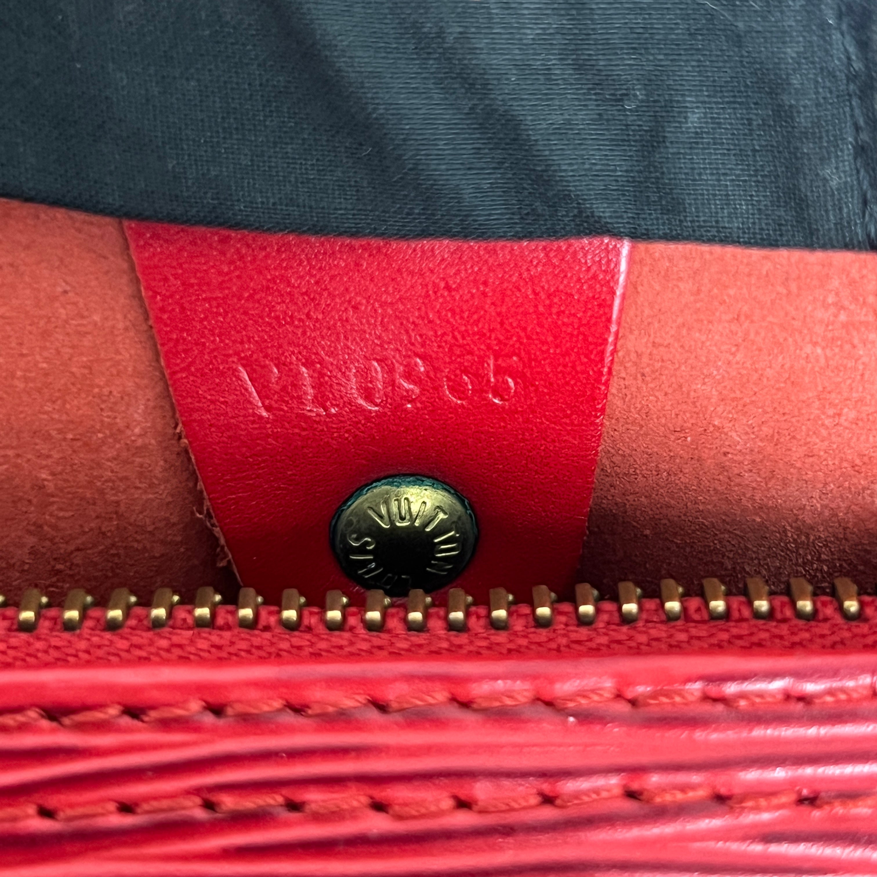 LOUIS VUITTON Speedy 30 handbag in red Epi leather