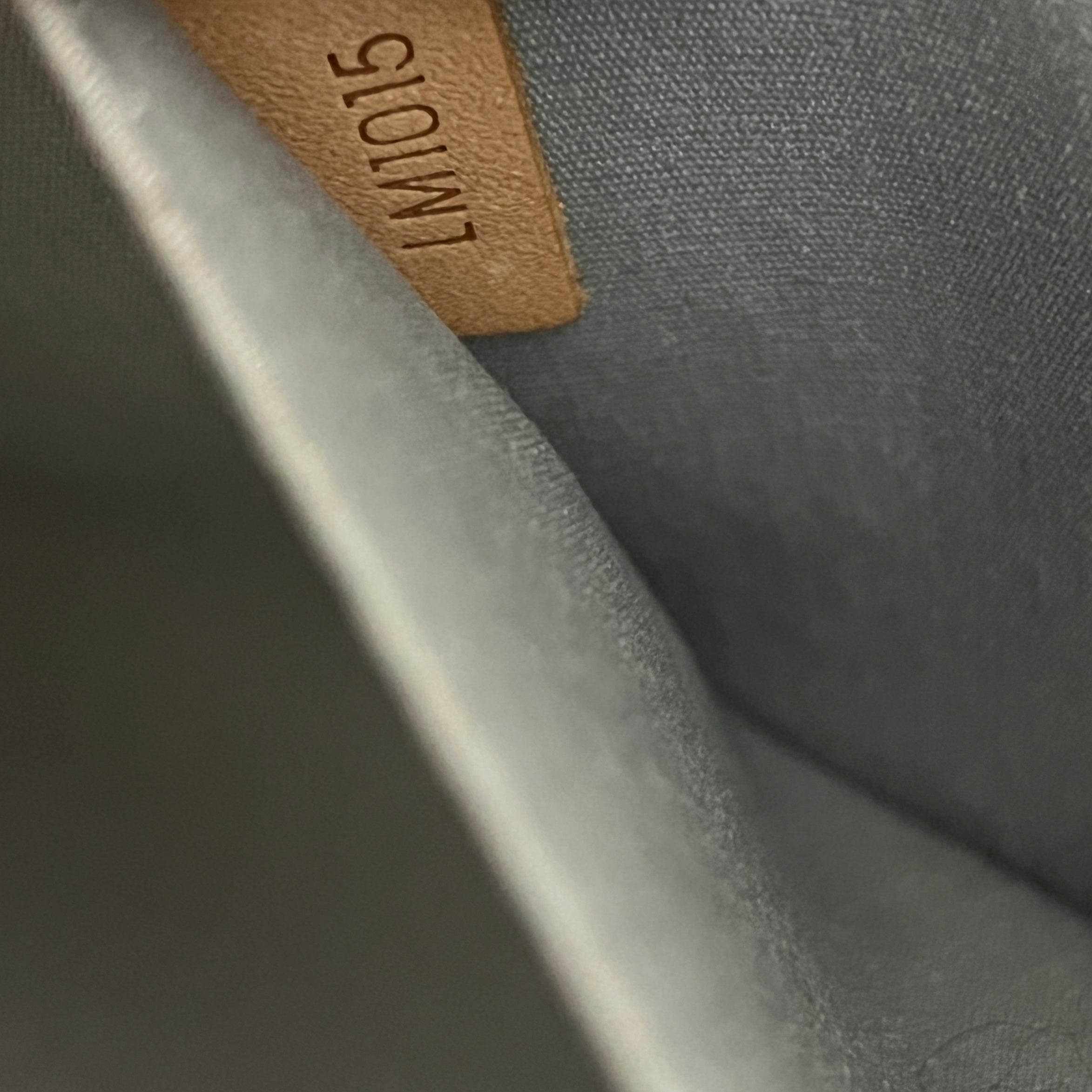 Sac à main LOUIS VUITTON Roxbury cuir verni perle