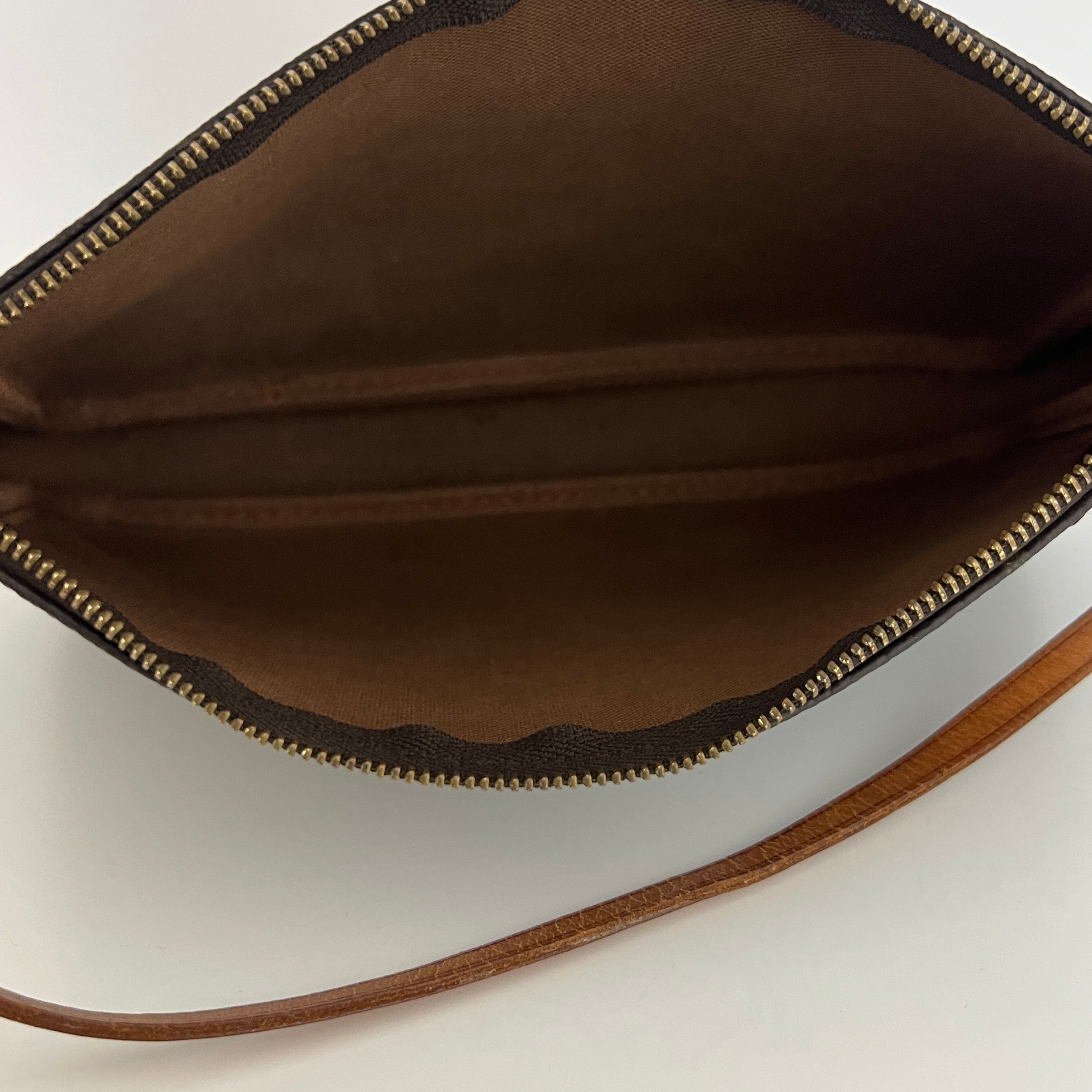 LOUIS VUITTON Pochette Accessoires handbag in brown canvas and leather