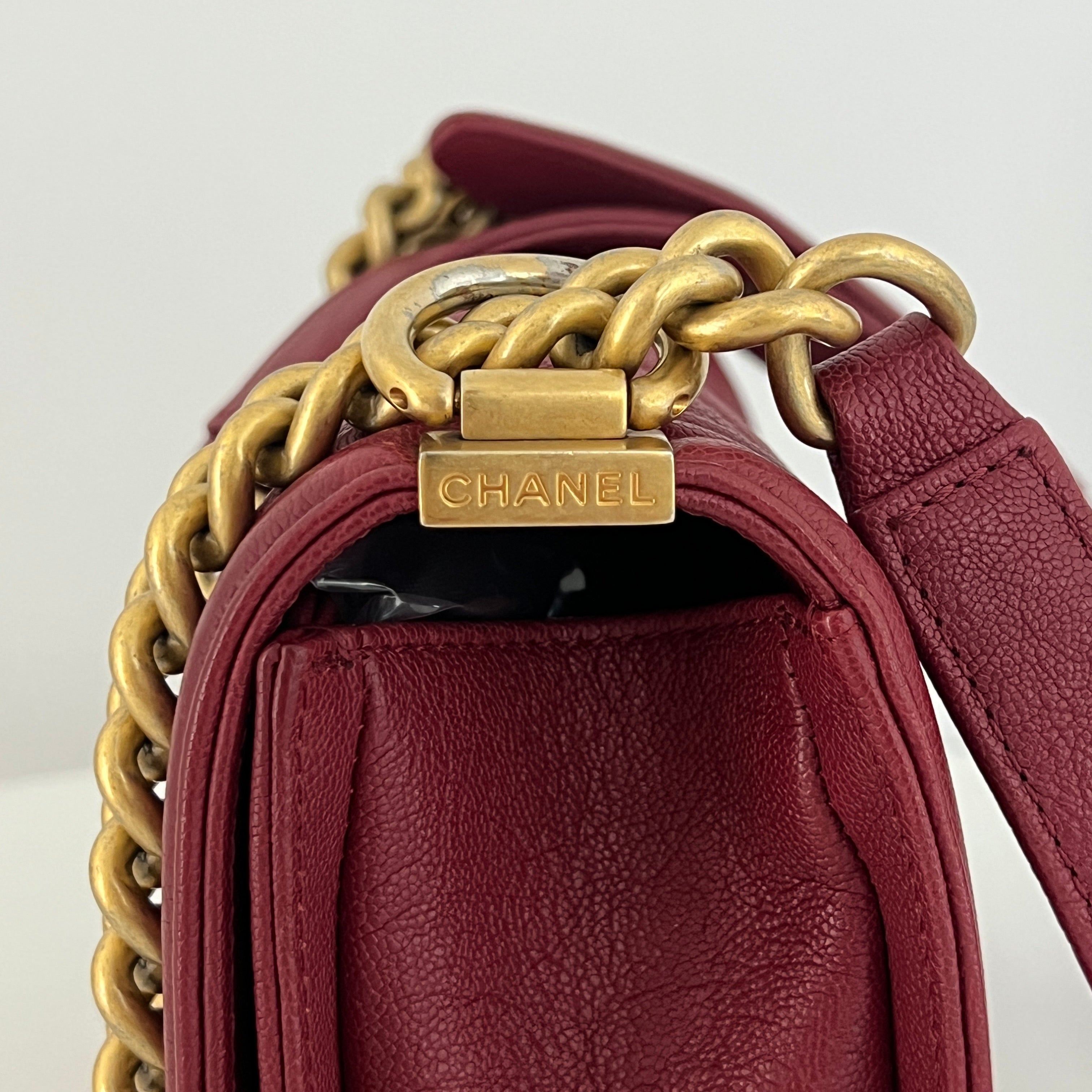 CHANEL Boy Chevron handbag in red caviar leather