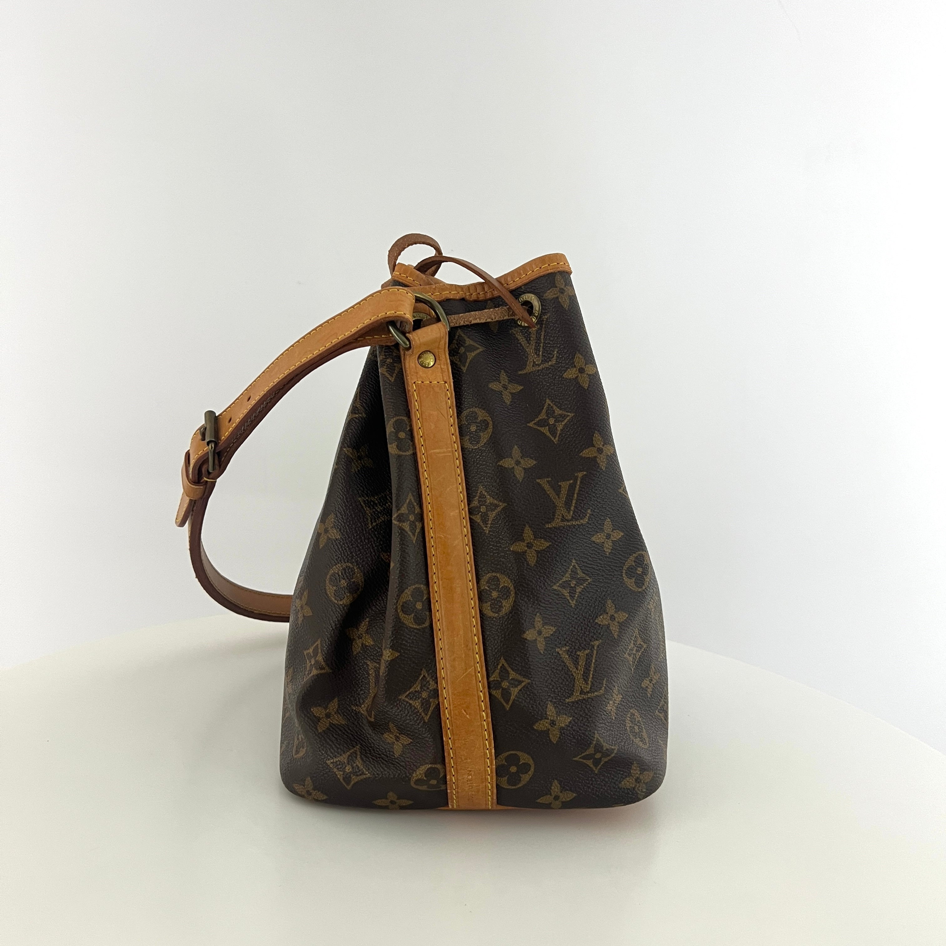 Sac à main LOUIS VUITTON Noé Petit toile et cuir marron