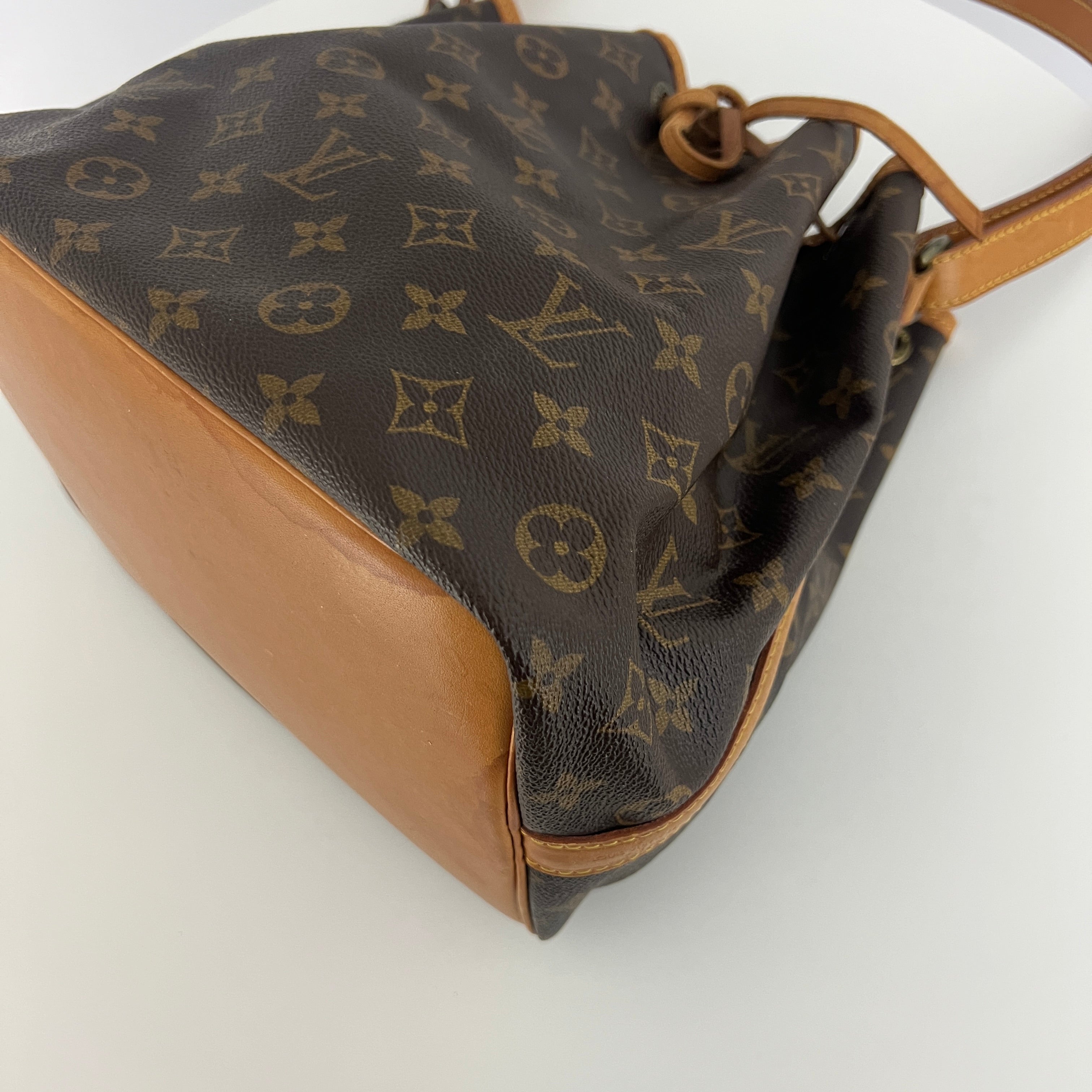 Sac à main LOUIS VUITTON Noé Petit toile et cuir marron