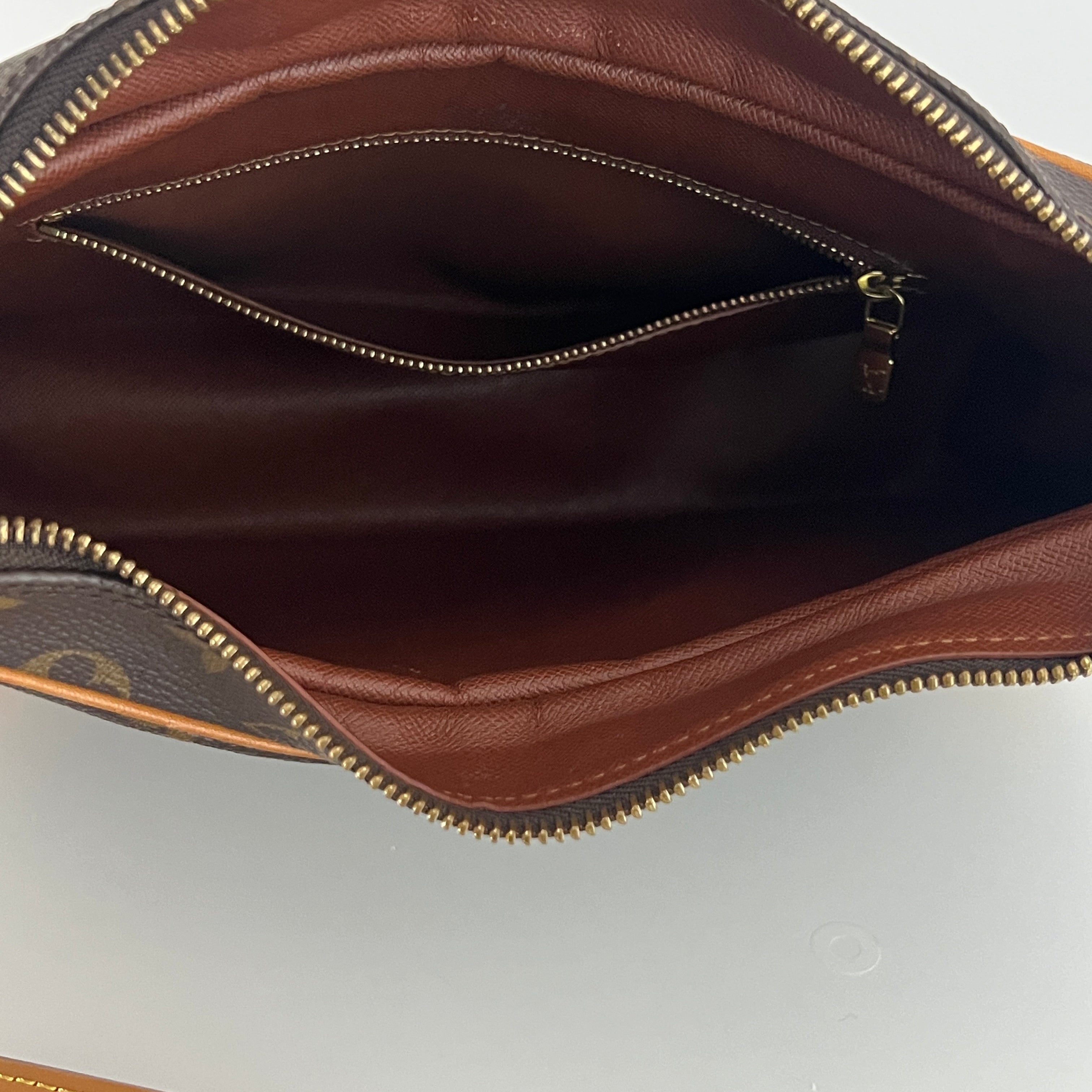 Sac à main LOUIS VUITTON Boulogne 30 toile et cuir marron