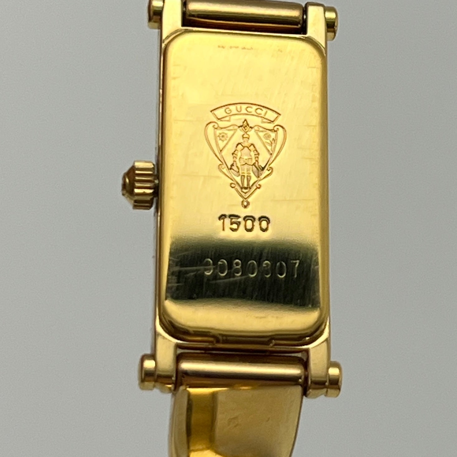 Montre GUCCI 1500 plaquée or dorée
