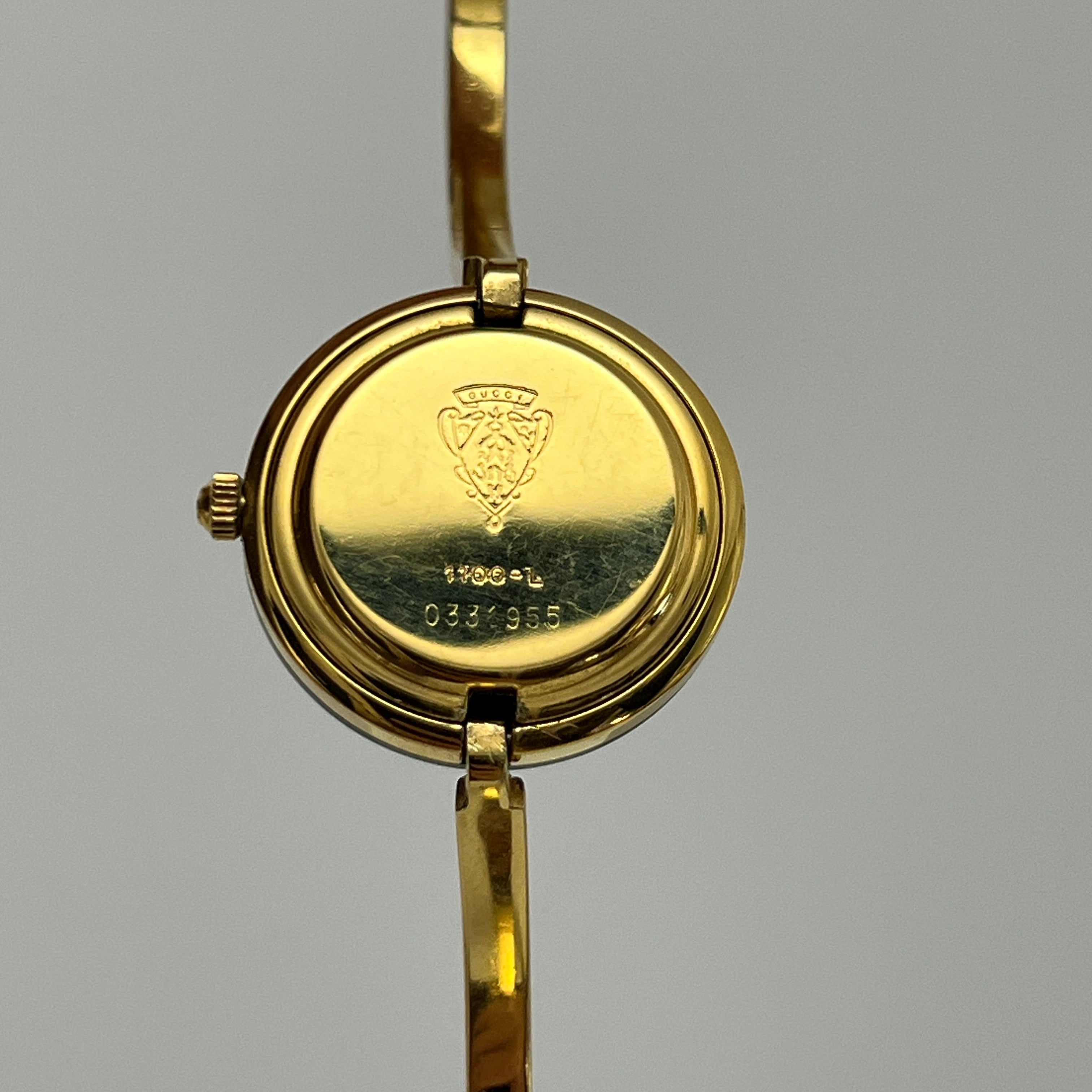 Montre GUCCI Play plaquée or dorée