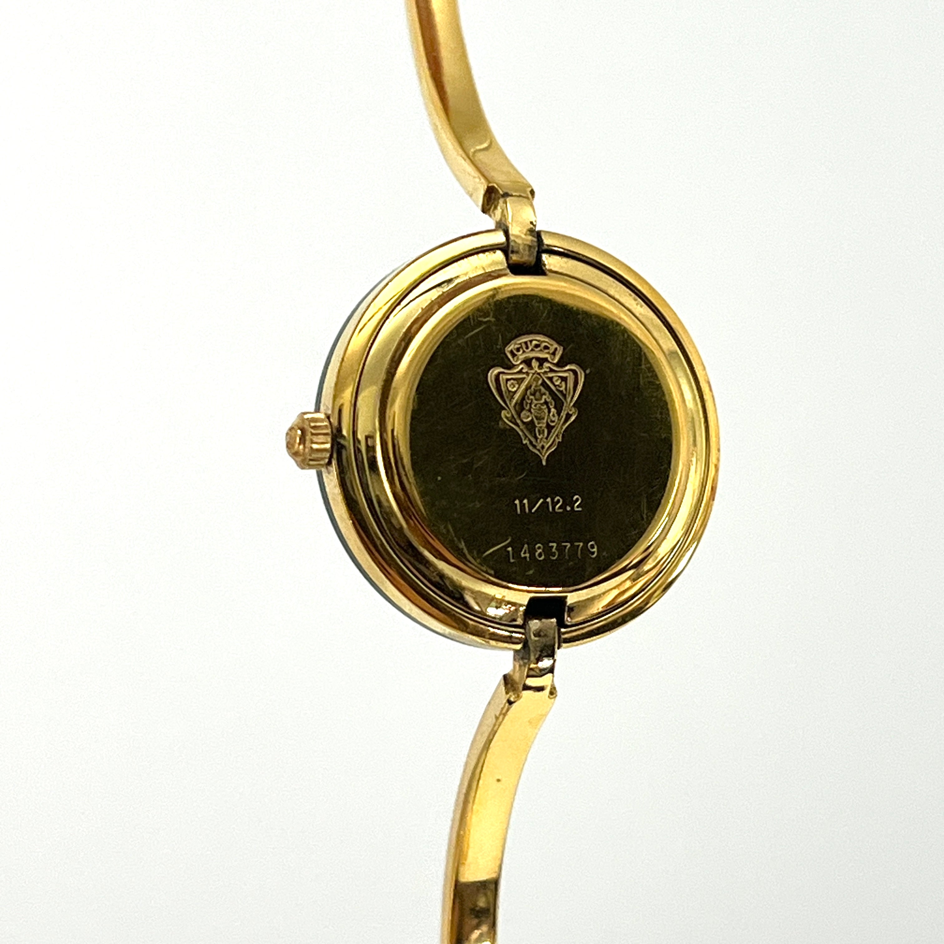 Montre GUCCI Play plaquée or dorée