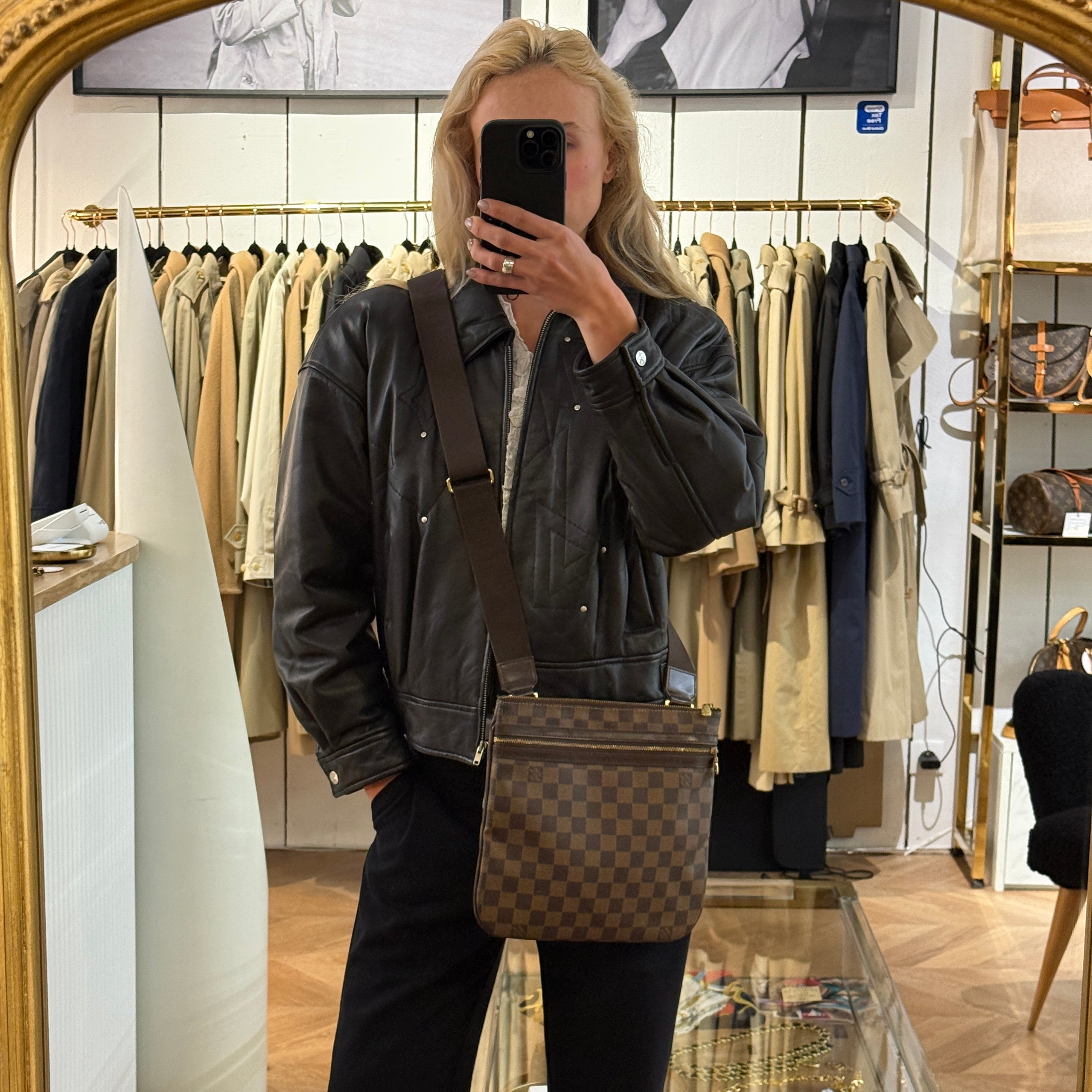 LOUIS VUITTON Bosphore Shoulder Bag in brown canvas and leather