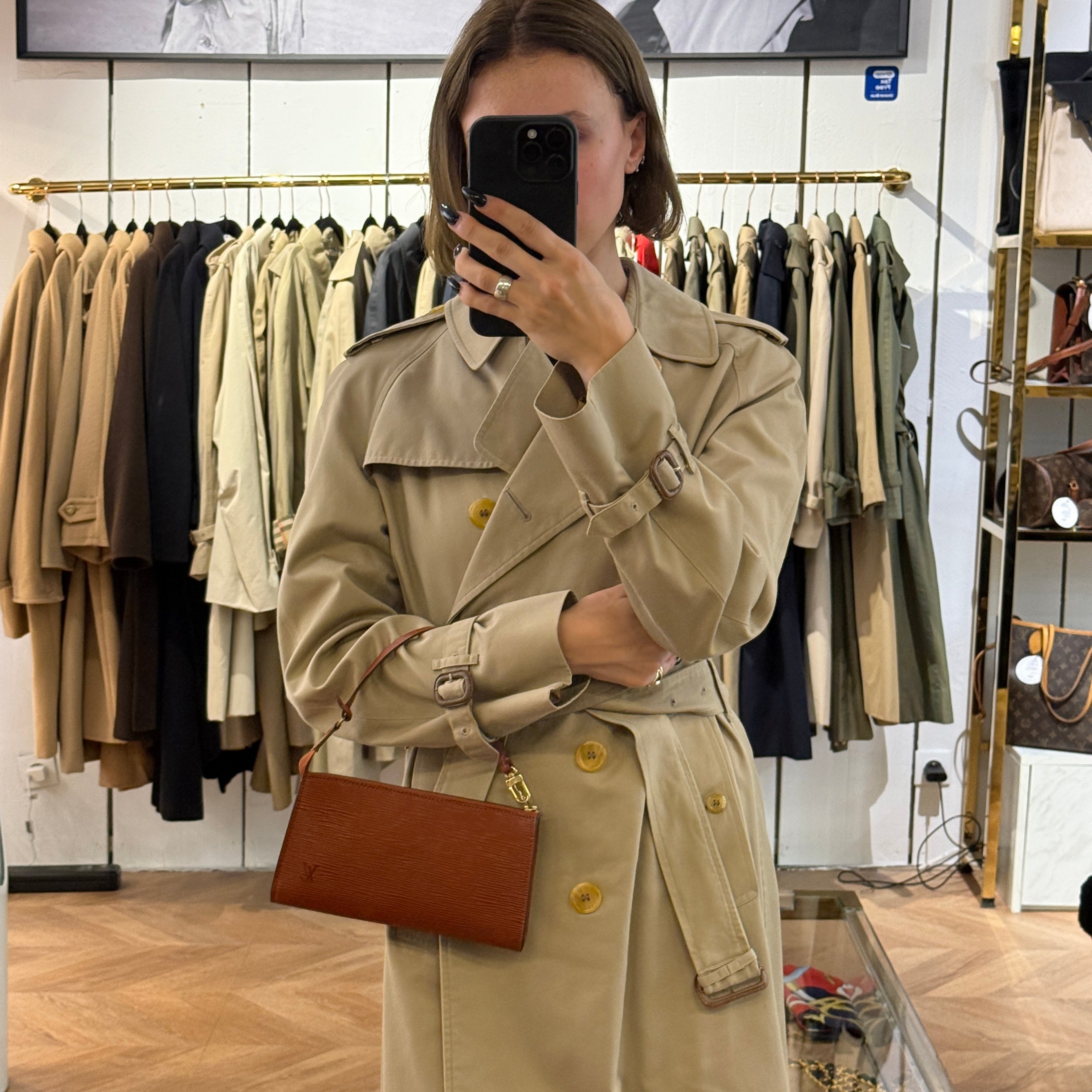 Sac LOUIS VUITTON Pochette Accessoires cuir épi marron vintage 1996