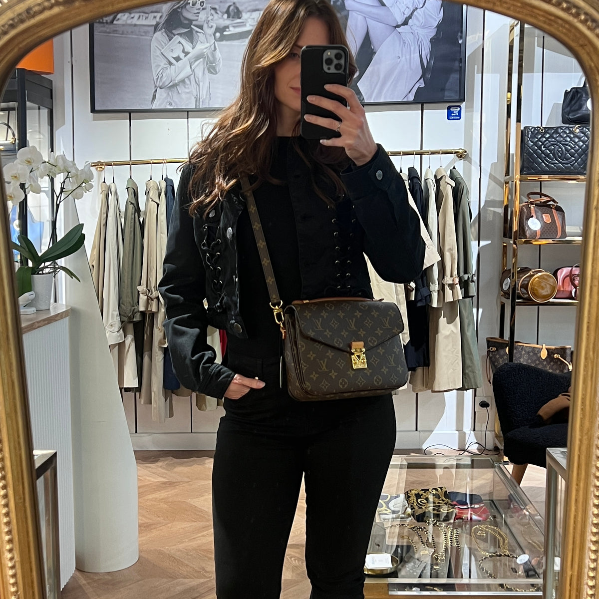 LOUIS VUITTON Metis shoulder bag in vintage brown canvas and leather, circa 1990
