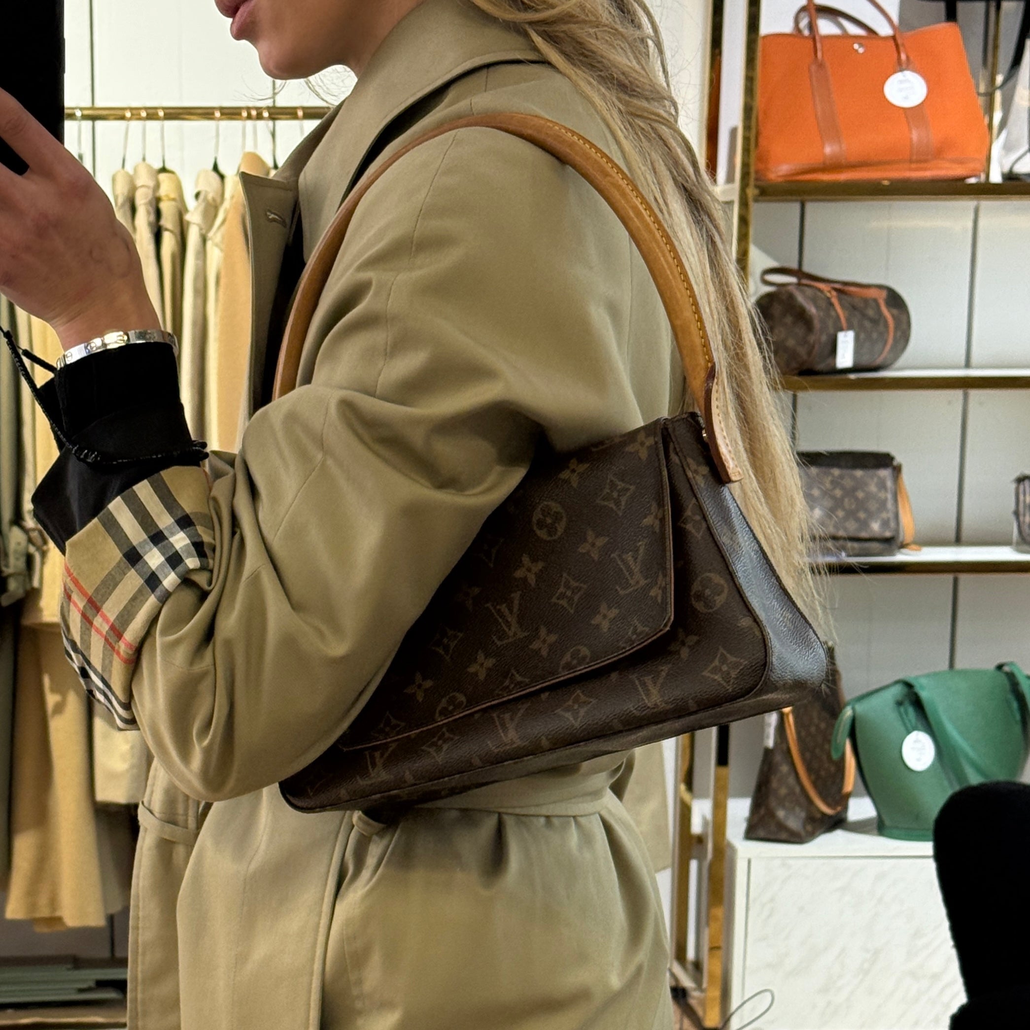 LOUIS VUITTON Looping PM handbag in brown canvas and leather