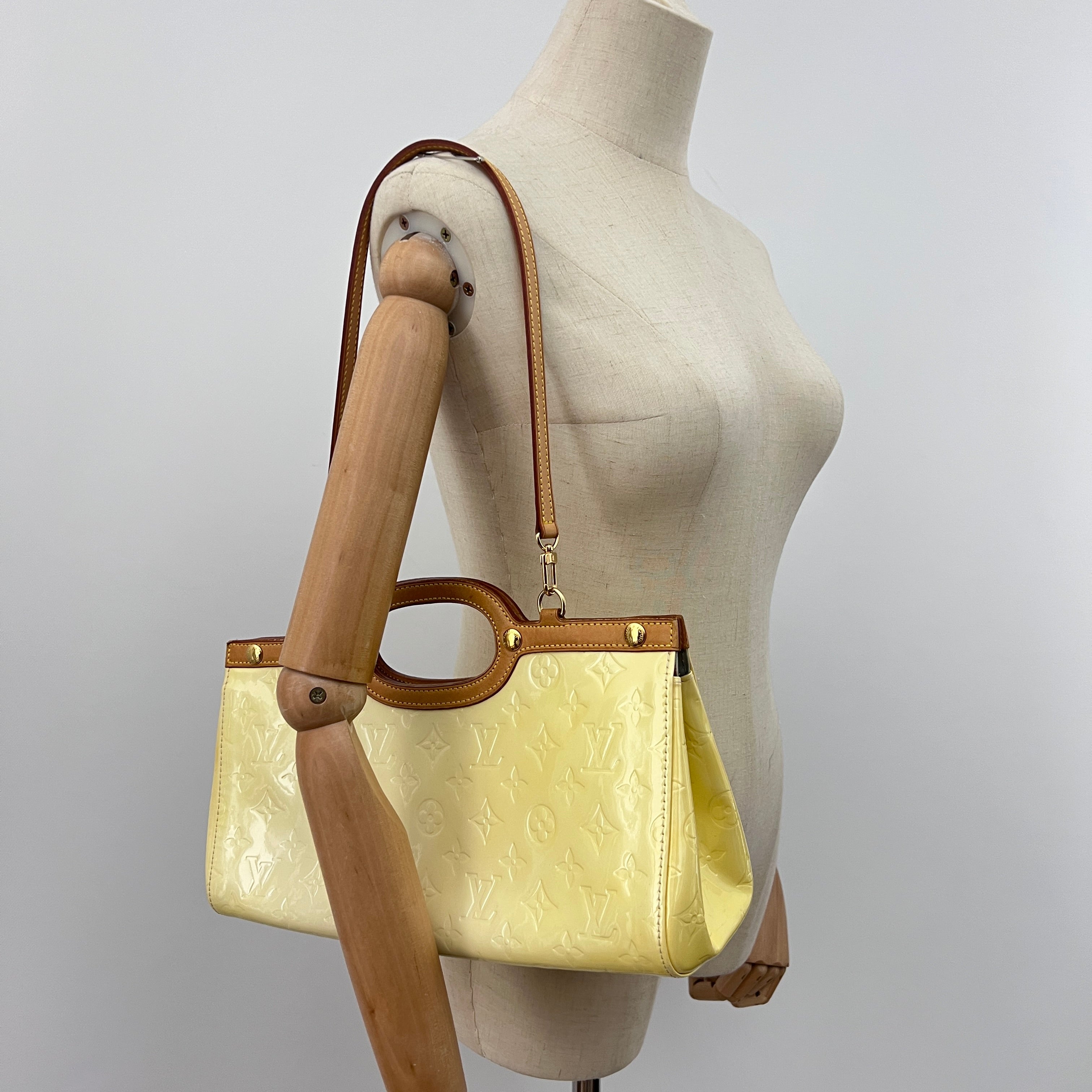 Sac LOUIS VUITTON Roxbury cuir verni perle