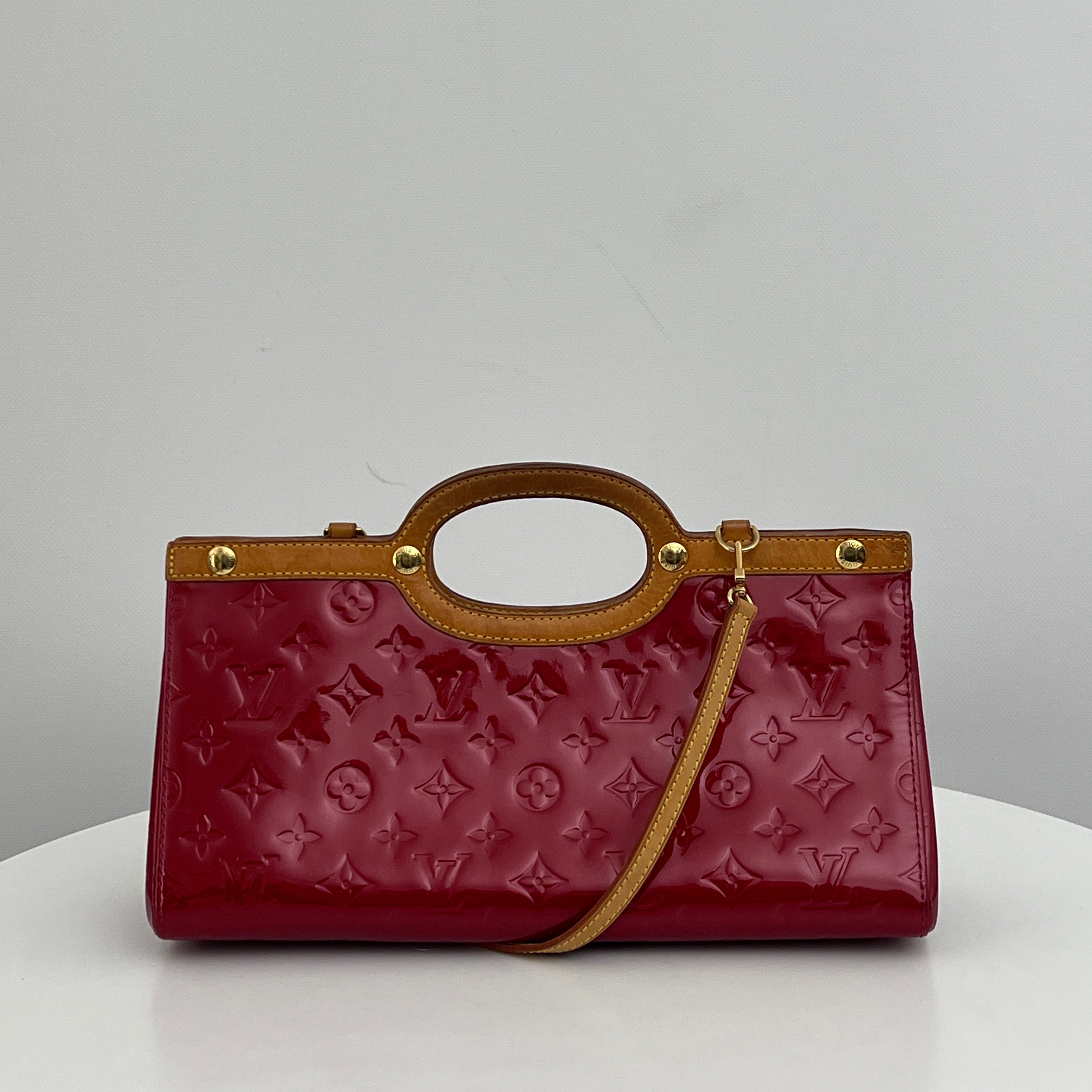 Sac LOUIS VUITTON Roxbury cuir verni rouge