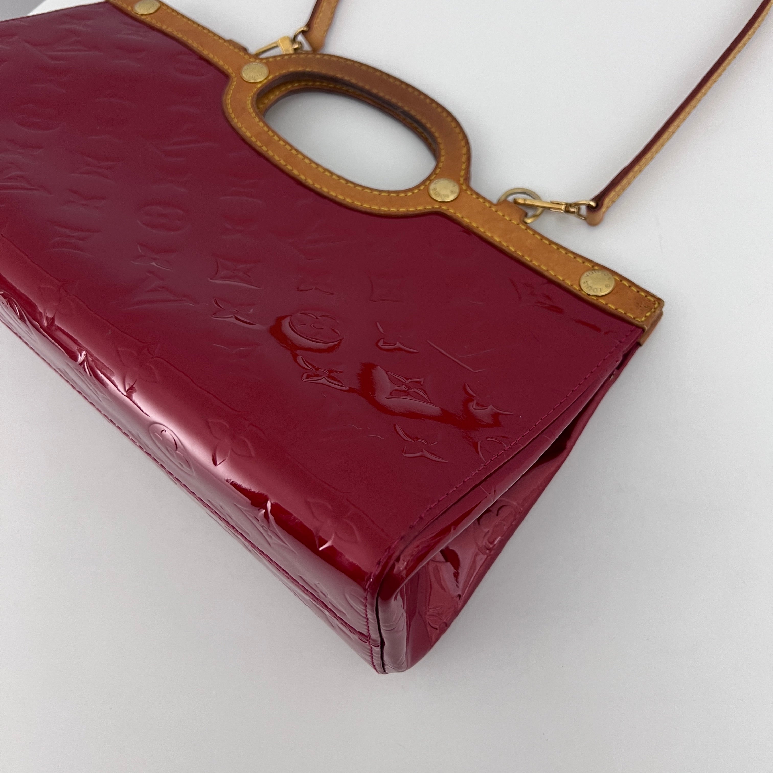 Sac LOUIS VUITTON Roxbury cuir verni rouge